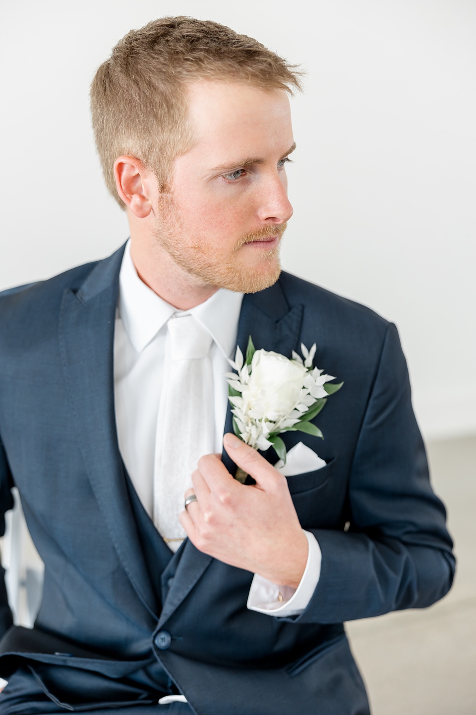 Minneapolis Wedding Photographer Lindsey White Photography minneapolis wedding photographer,modern wedding