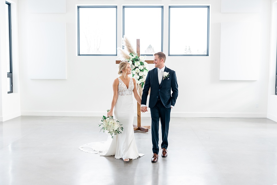 Minneapolis Wedding Photographer Lindsey White Photography minneapolis engagement photographer,classic wedding