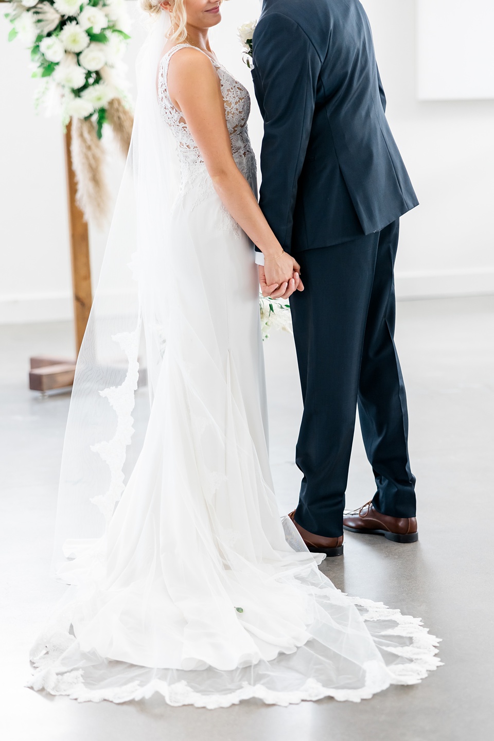 Minneapolis Wedding Photographer Lindsey White Photography woodhaven cannon falls minnesota,minnesota winter wedding