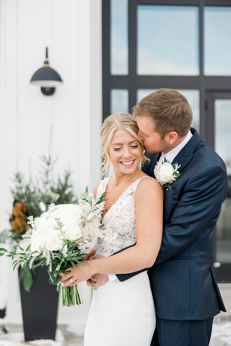 Minneapolis Wedding Photographer Lindsey White Photography minnesota engagement photographer