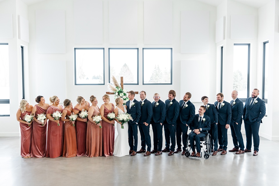 Minneapolis Wedding Photographer Lindsey White Photography minneapolis engagement photographer,minnesota wedding photographer