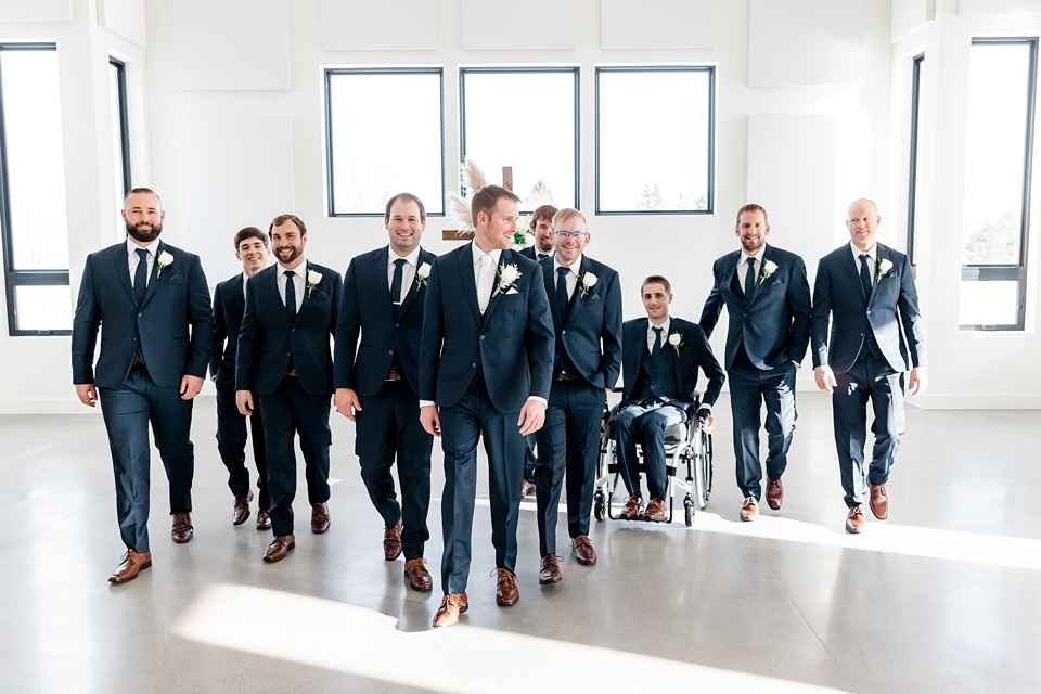 Minneapolis Wedding Photographer Lindsey White Photography minnesota engagement photographer,timeless wedding