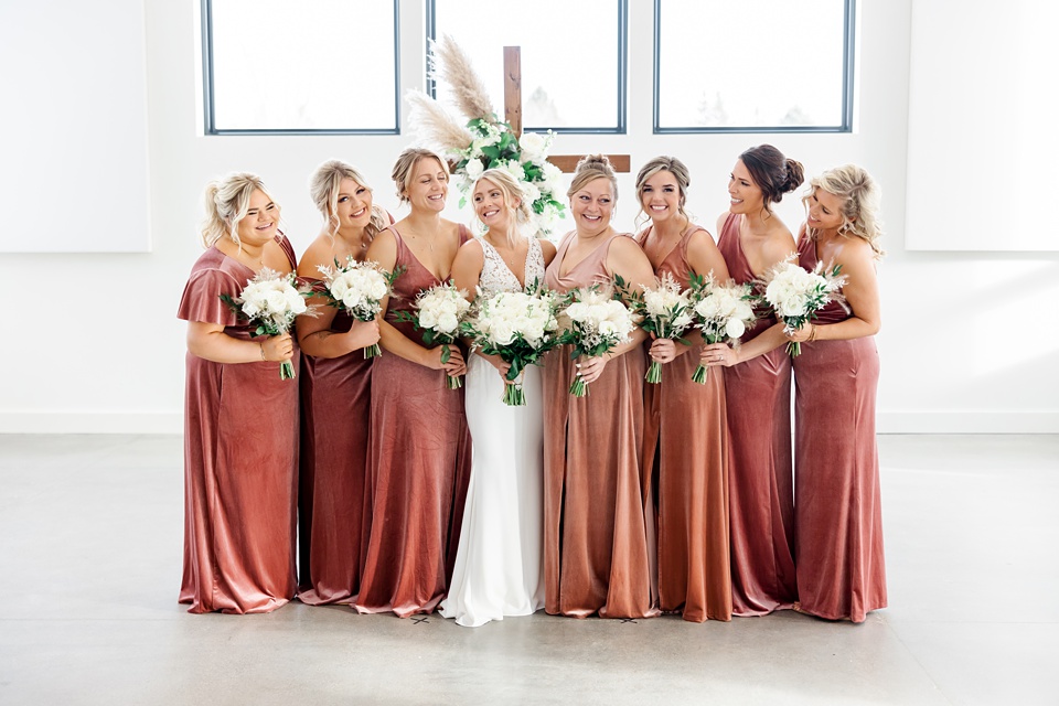 Minneapolis Wedding Photographer Lindsey White Photography minnesota engagement photographer