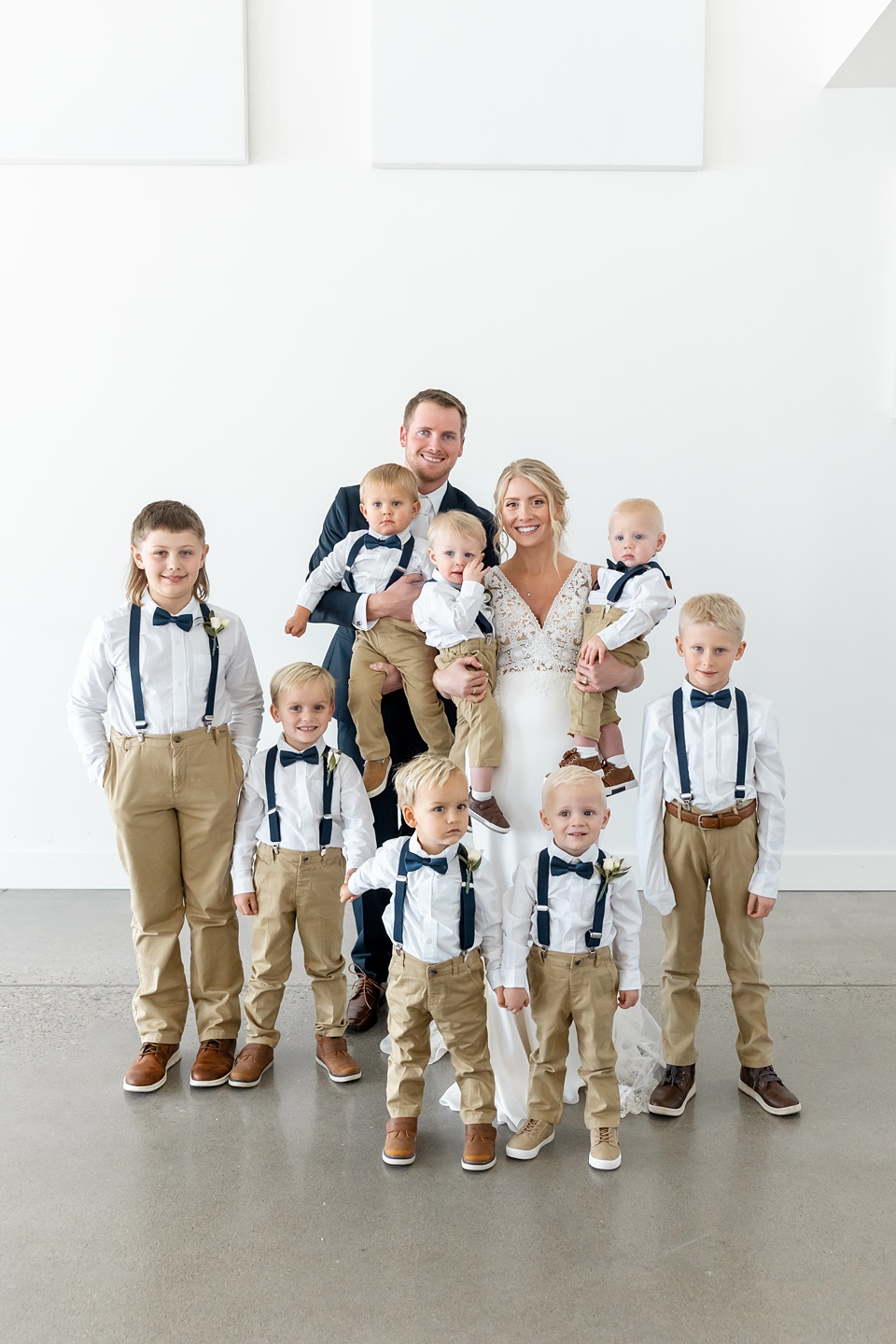 Minneapolis Wedding Photographer Lindsey White Photography classic wedding,minnesota wedding photographer