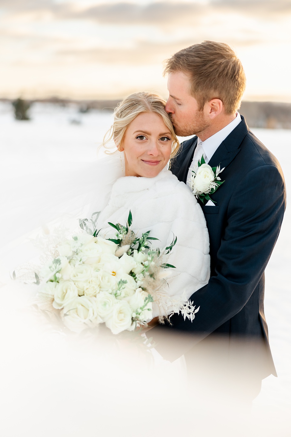 Minneapolis Wedding Photographer Lindsey White Photography minnesota engagement photographer