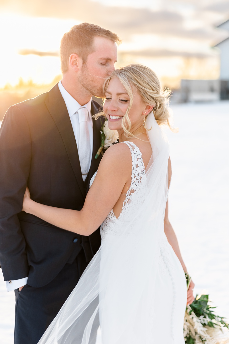 Minneapolis Wedding Photographer Lindsey White Photography minnesota wedding photographer,minnesota winter wedding
