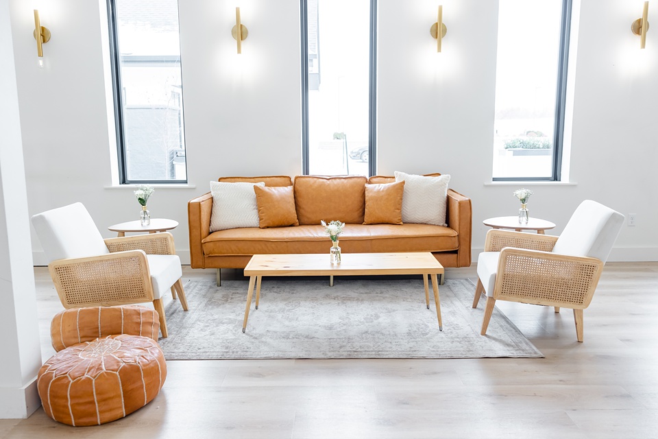 Minneapolis Wedding Photographer Lindsey White Photography modern wedding,classic wedding