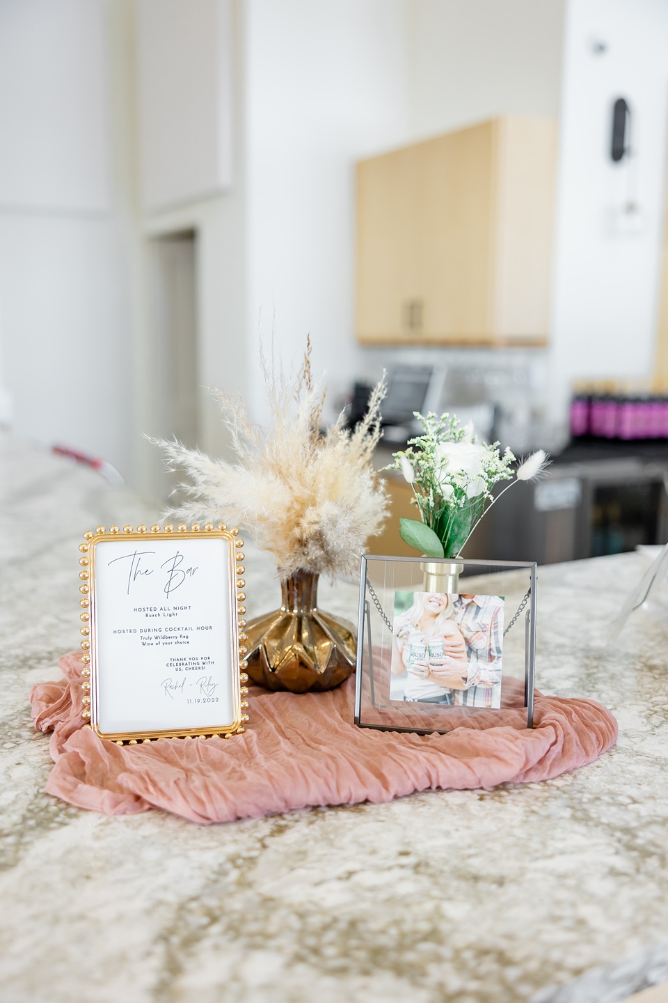Minneapolis Wedding Photographer Lindsey White Photography minnesota wedding photographer,classic wedding