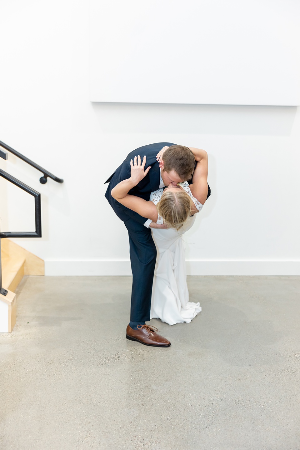 Minneapolis Wedding Photographer Lindsey White Photography minnesota engagement photographer,modern wedding