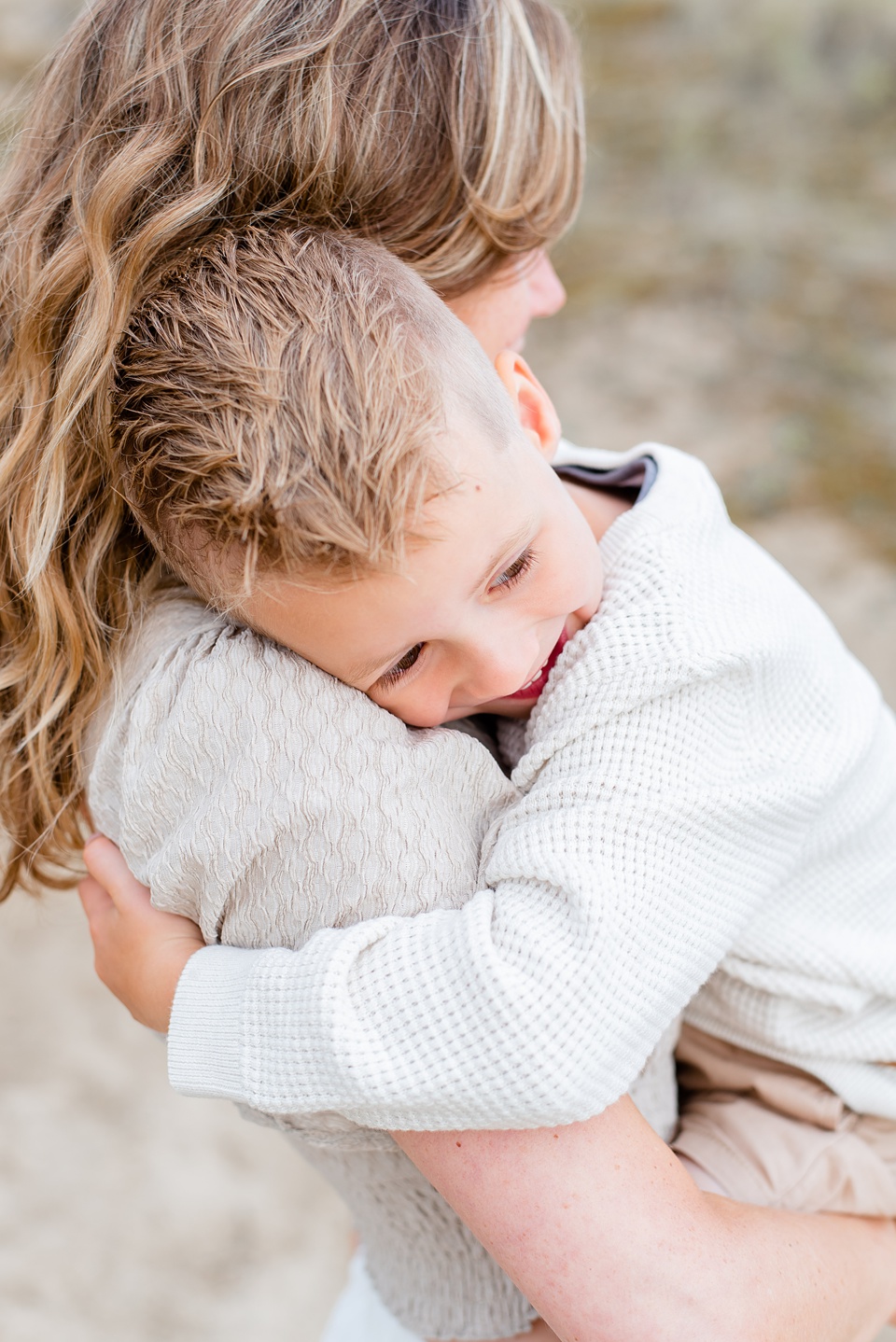 gezinsshoot,katwijk,familieshoot,wassenaar fotograafwassenaar,Moeder
