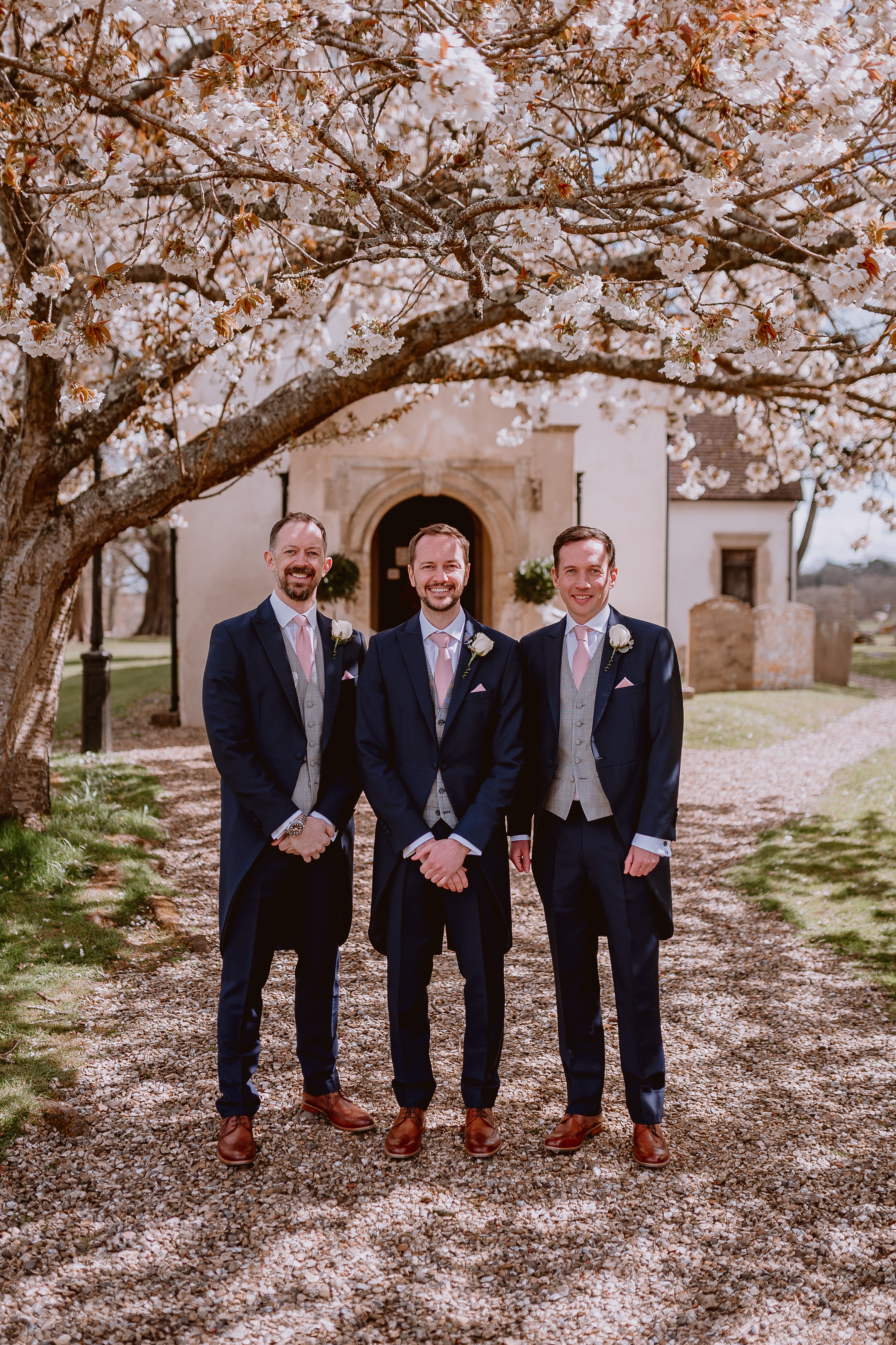 Wasing Park wedding Venue,Wasing Park Barn,Wasing PArk berkshire wedding,Berkshire wedding venue,Berkshire wedding photographer hampshire wedding photographer,wasing park wedding Barn wedding venue inspiration