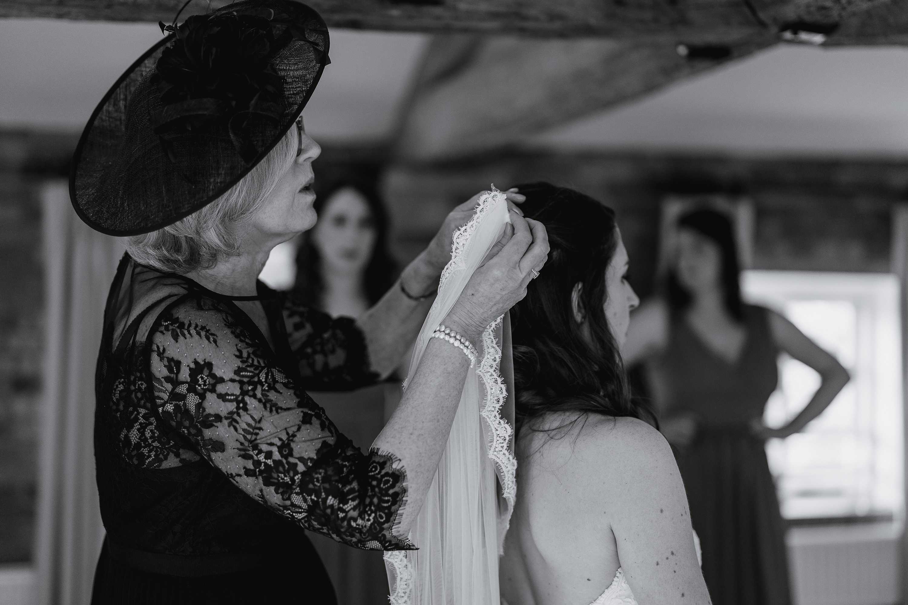 Wasing Park wedding Venue,Wasing Park Barn,Wasing PArk berkshire wedding,Berkshire wedding venue,Berkshire wedding photographer berkshire wedding photographerbarn wedding venue,countryside wedding inspiration