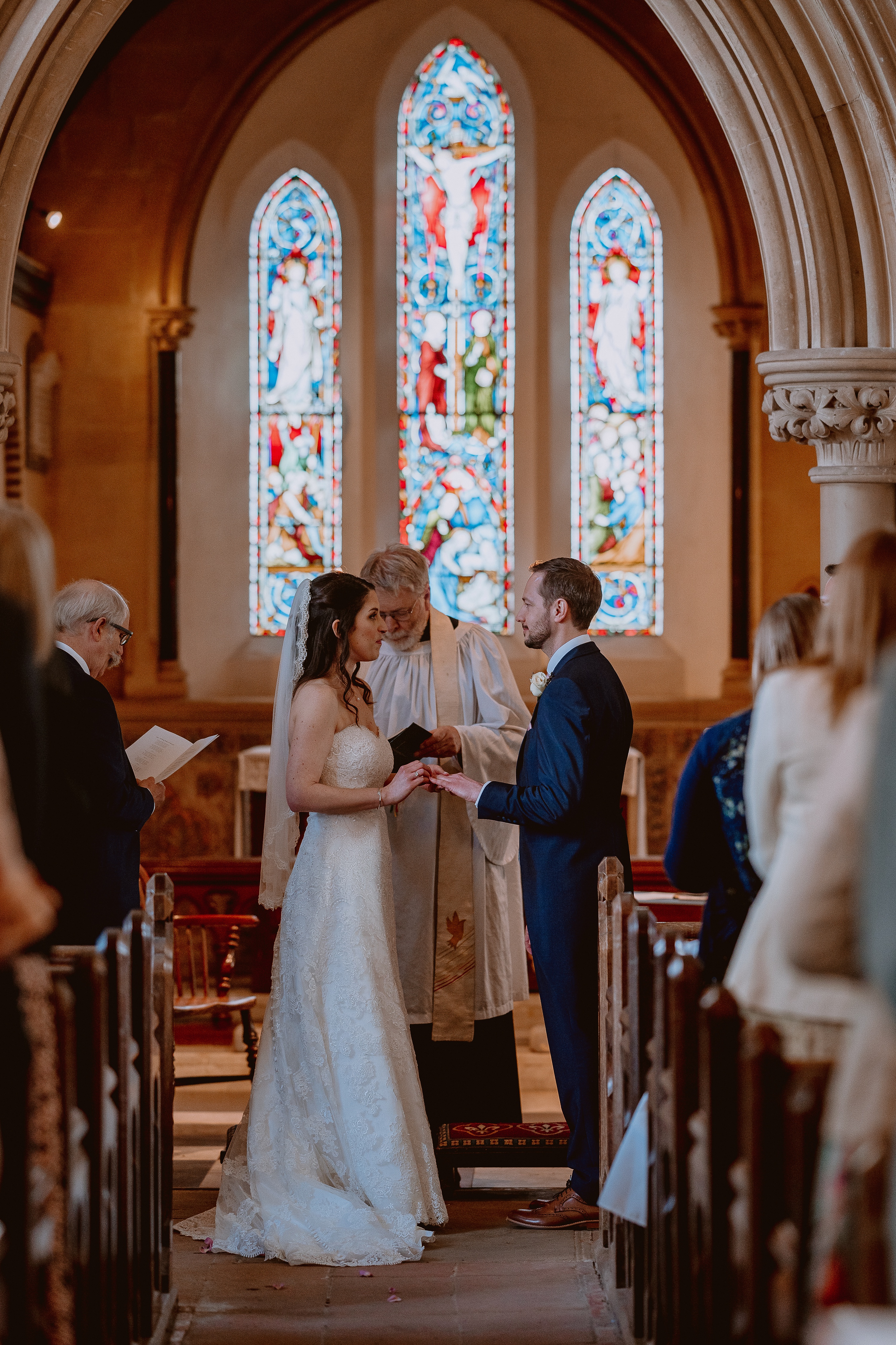 Wasing Park wedding Venue,Wasing Park Barn,Wasing PArk berkshire wedding,Berkshire wedding venue,Berkshire wedding photographer Barn wedding venue inspiration,countryside wedding inspiration