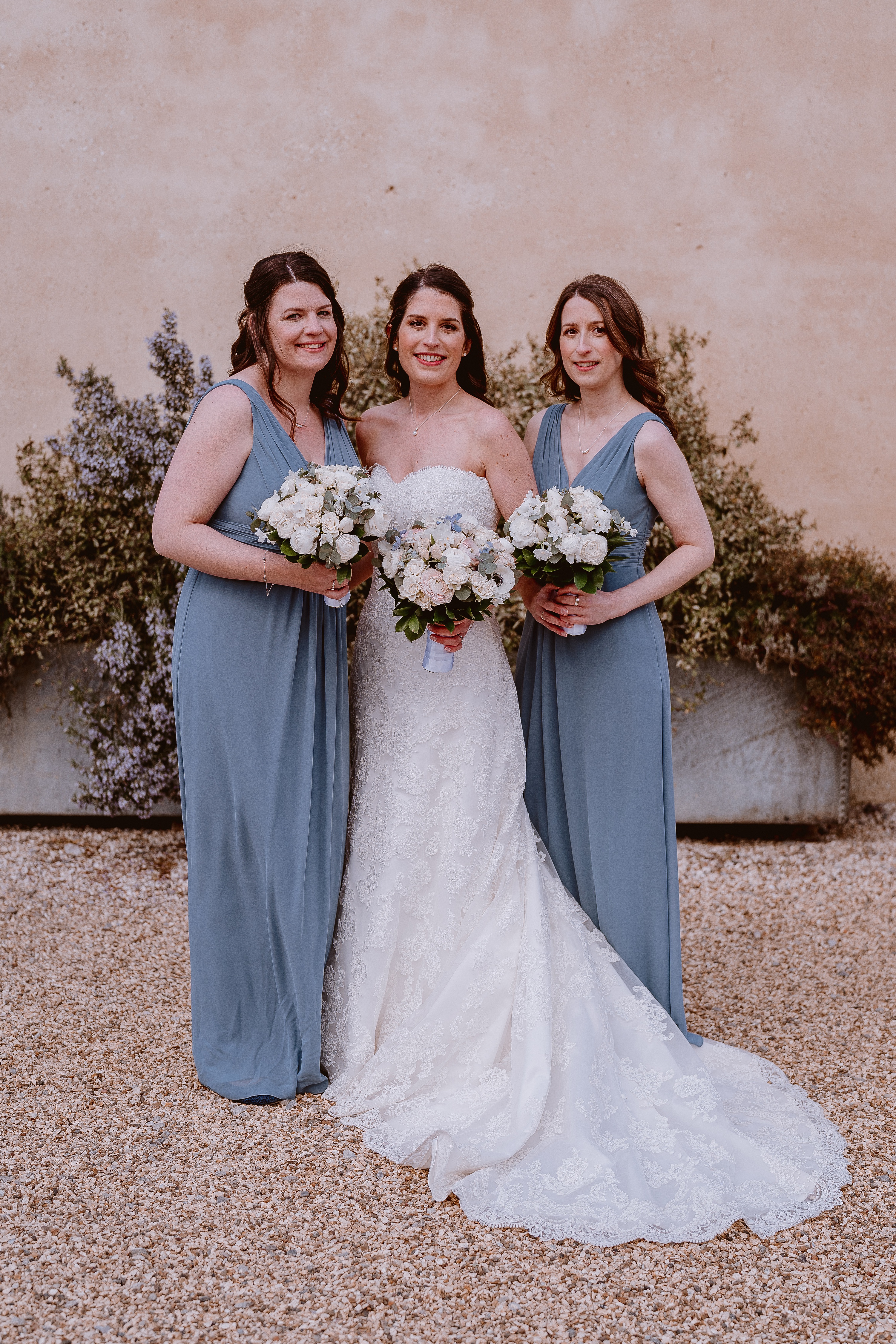 Wasing Park wedding Venue,Wasing Park Barn,Wasing PArk berkshire wedding,Berkshire wedding venue,Berkshire wedding photographer wedding photographerCreative wedding photographer,wasing park wedding Barn wedding venue inspiration