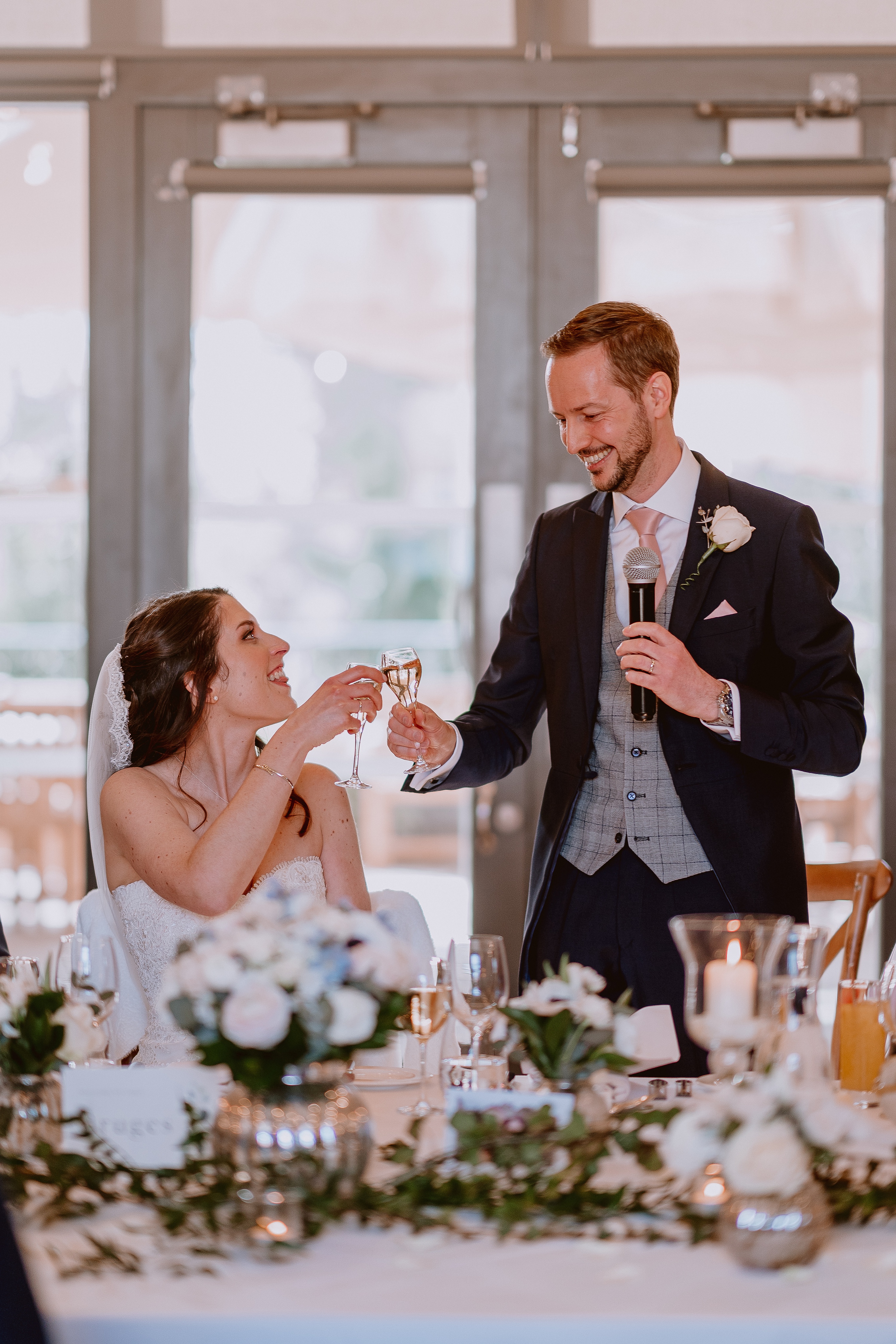 Wasing Park wedding Venue,Wasing Park Barn,Wasing PArk berkshire wedding,Berkshire wedding venue,Berkshire wedding photographer wedding flowers,Barn wedding venue inspiration