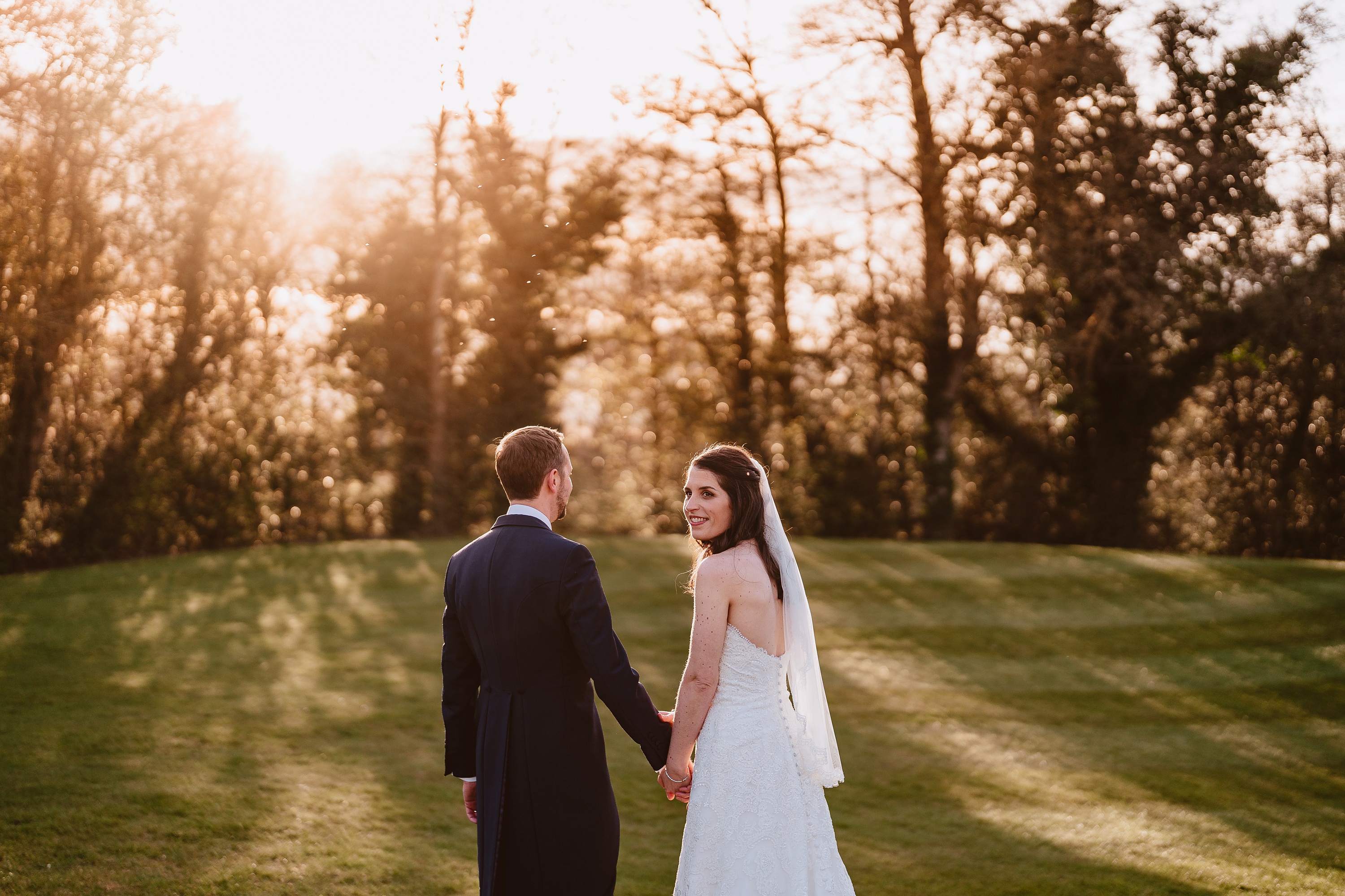 Wasing Park wedding Venue,Wasing Park Barn,Wasing PArk berkshire wedding,Berkshire wedding venue,Berkshire wedding photographer hampshire wedding photographer,Rivervale Barn wedding photographer