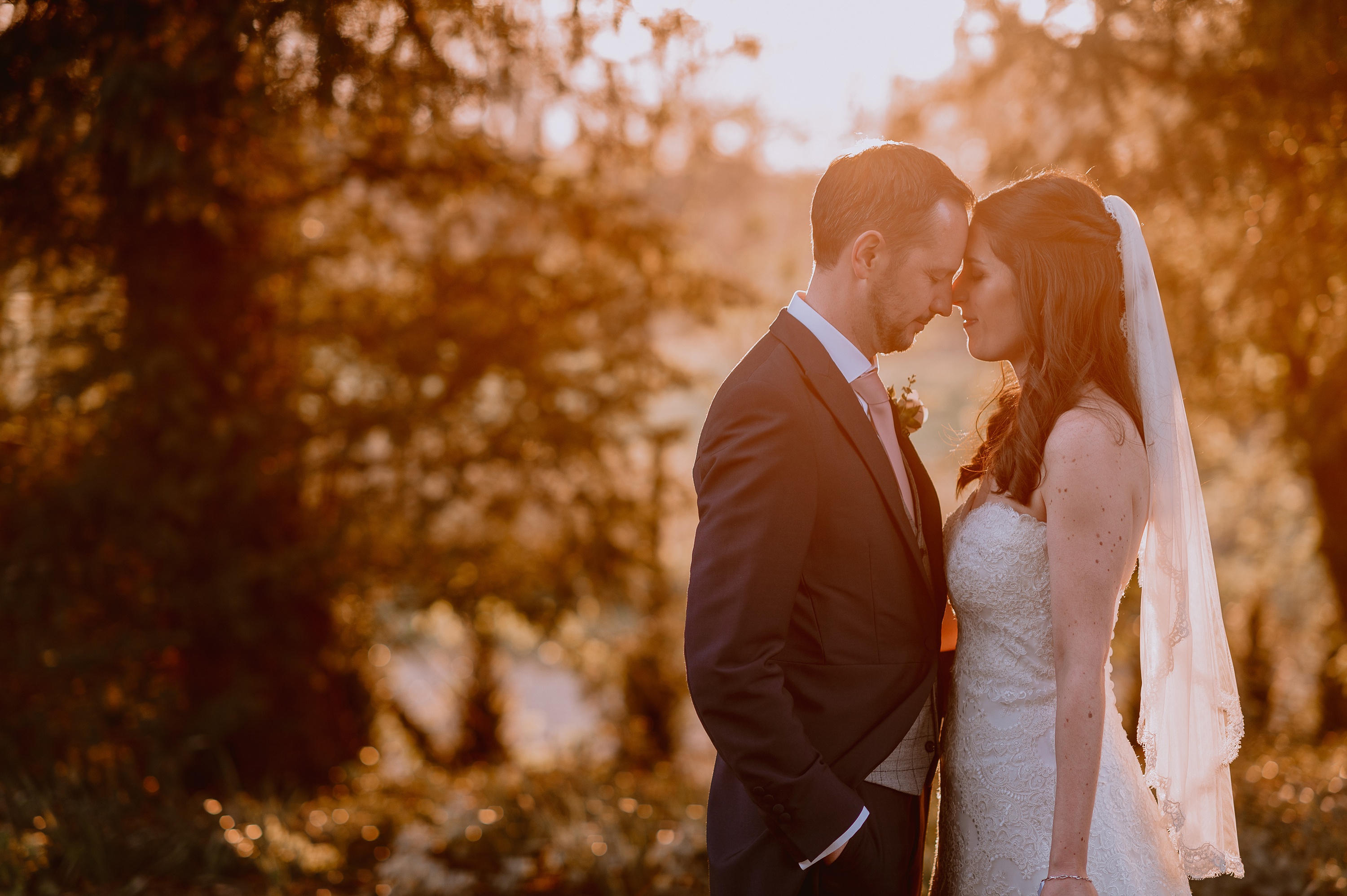 Wasing Park wedding Venue,Wasing Park Barn,Wasing PArk berkshire wedding,Berkshire wedding venue,Berkshire wedding photographer summer wedding inspiration,countryside weddingWoodlandwedding inspiration