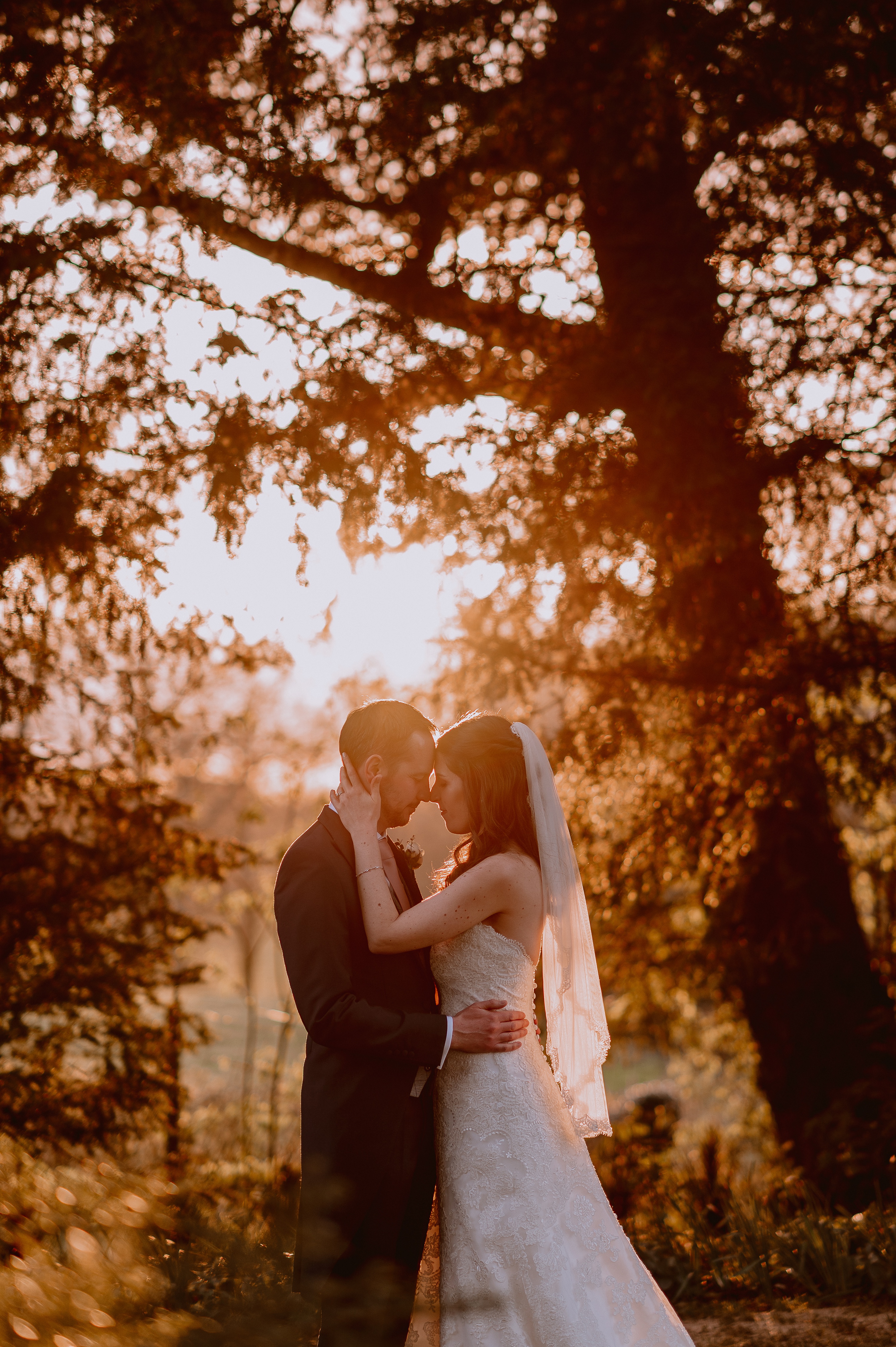 Wasing Park wedding Venue,Wasing Park Barn,Wasing PArk berkshire wedding,Berkshire wedding venue,Berkshire wedding photographer boho wedding,hampshire wedding photographer