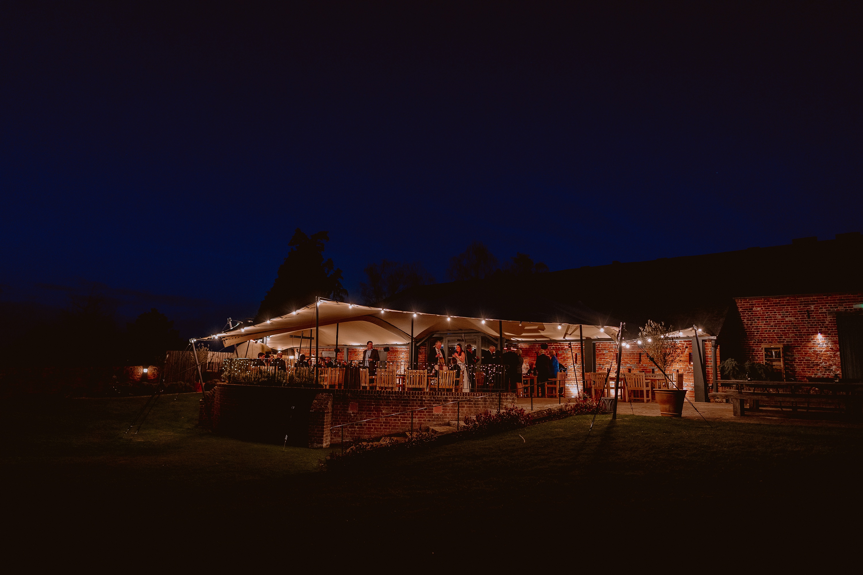 Wasing Park wedding Venue,Wasing Park Barn,Wasing PArk berkshire wedding,Berkshire wedding venue,Berkshire wedding photographer Best wedding photographer