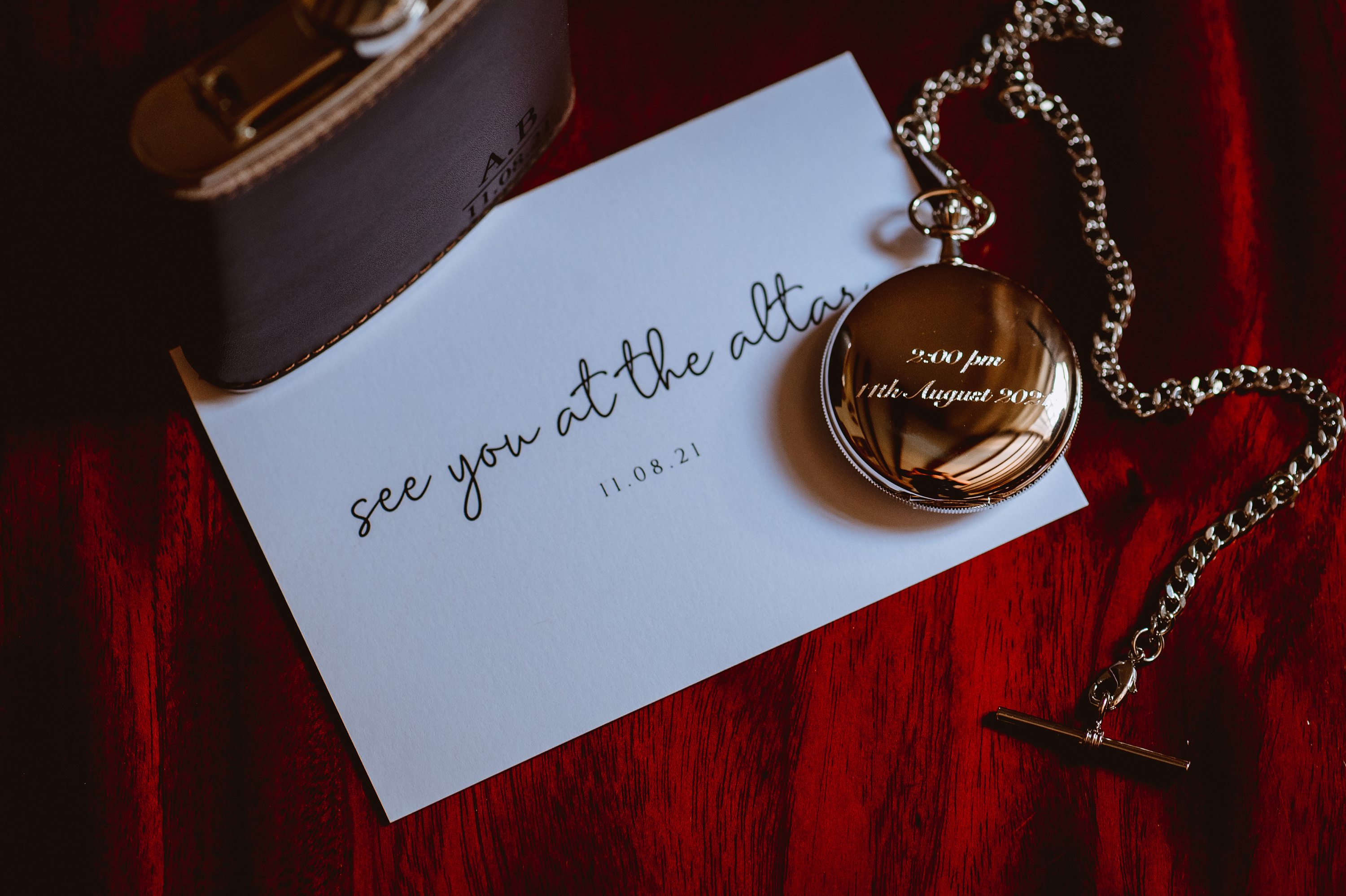 hampshire wedding photographer,Rustic wedding