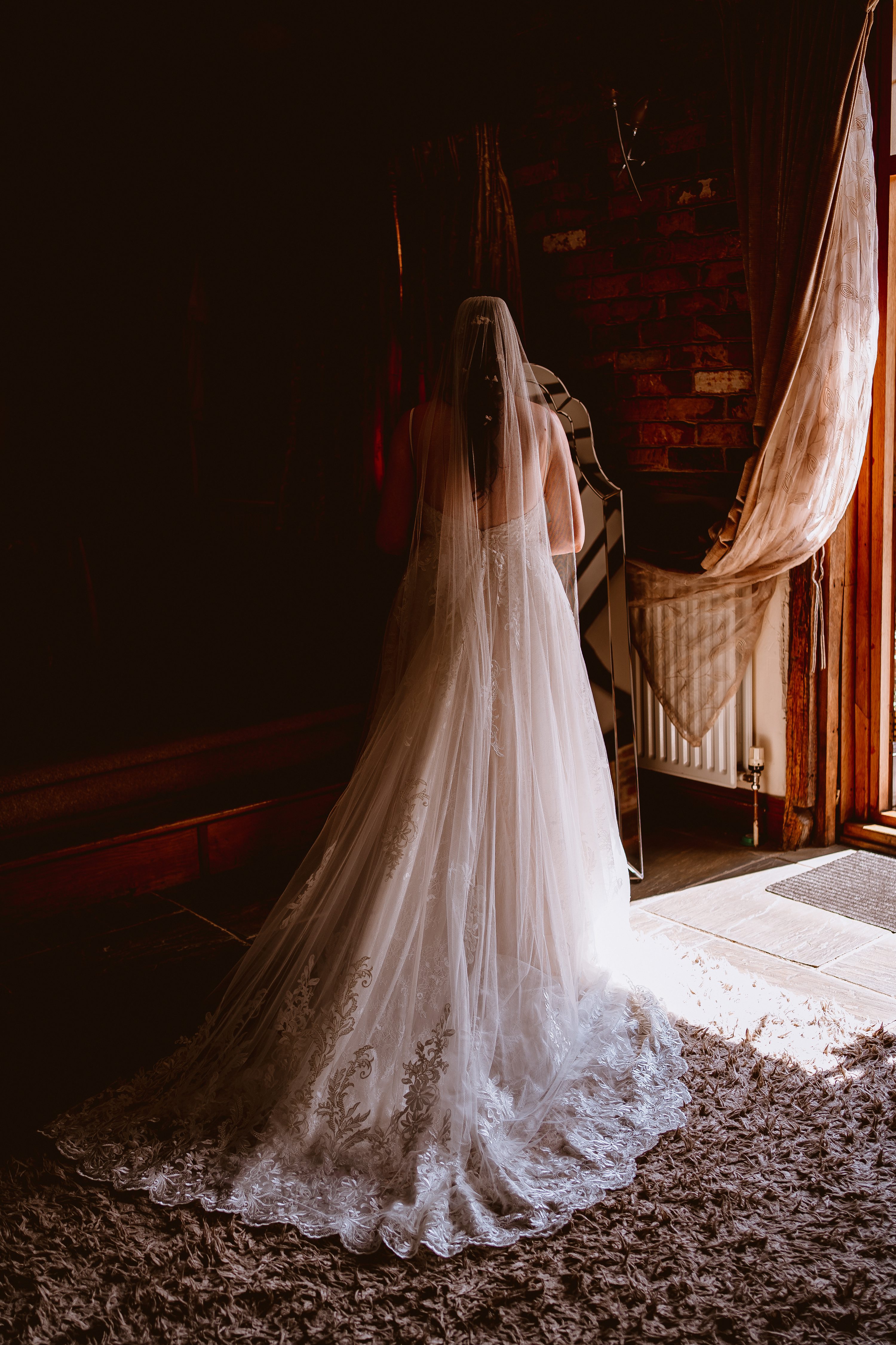 wedding portraits,Woodland wedding