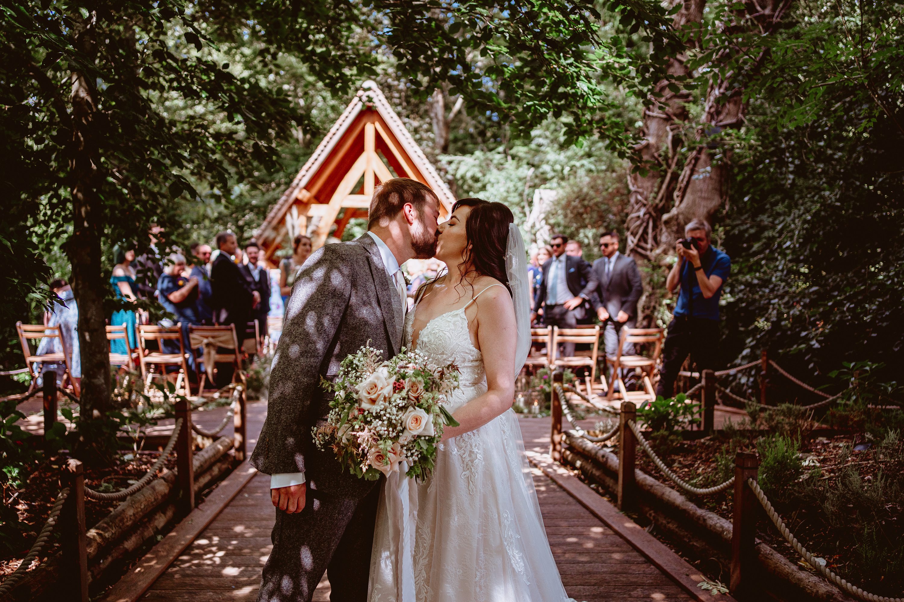 Woodland wedding,Creative wedding photographer