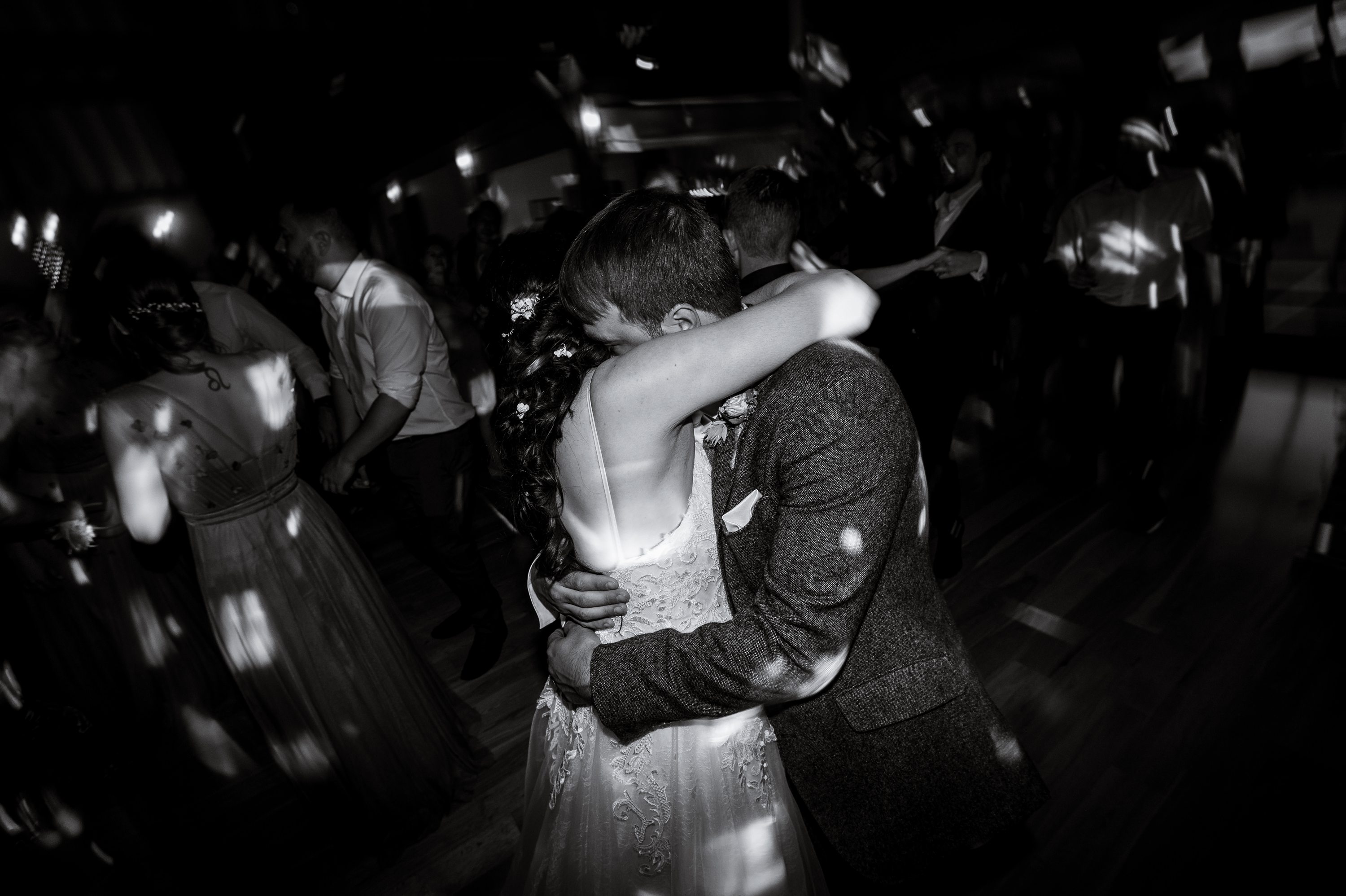 Woodlandwedding inspiration,fineart wedding photographer
