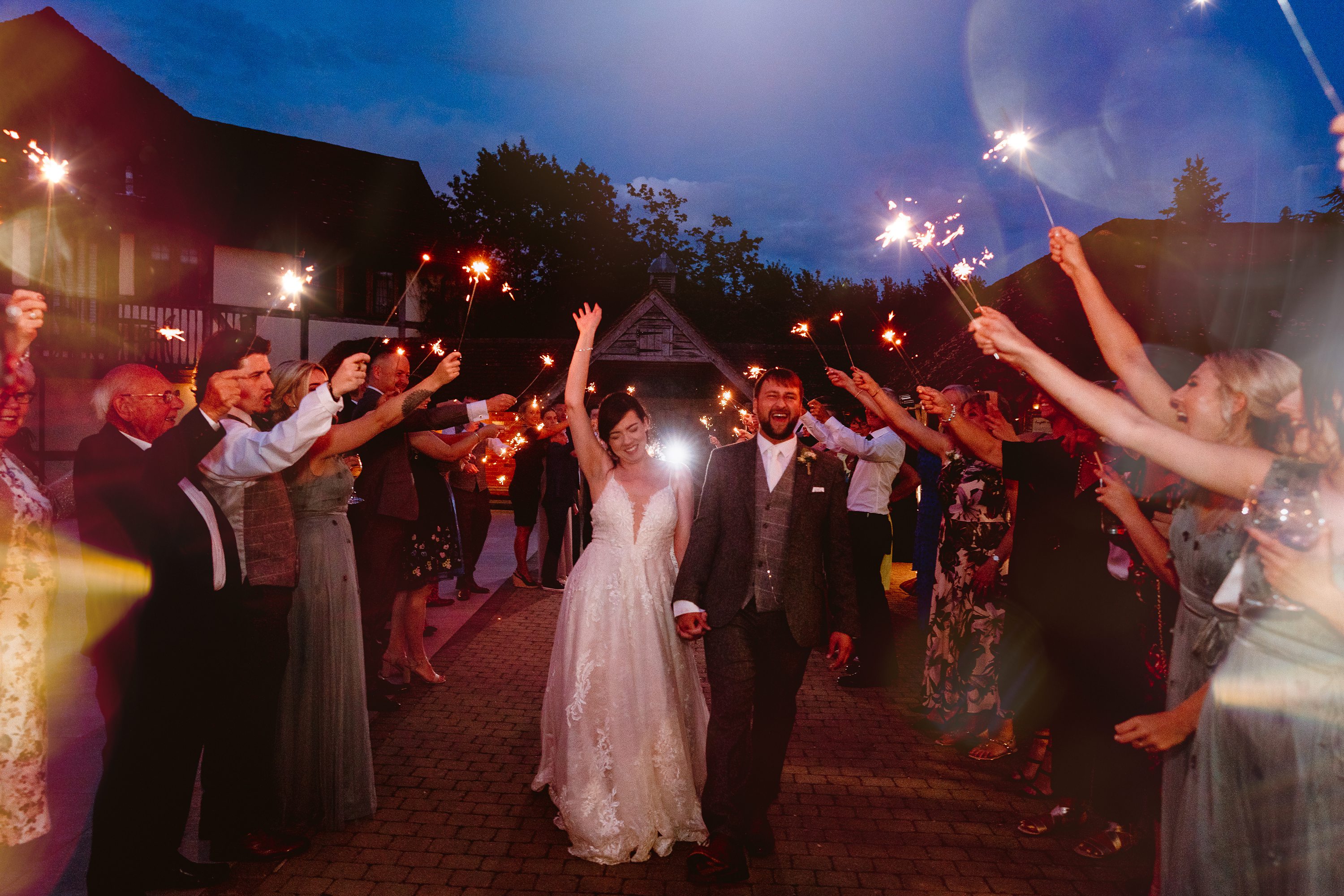 wedding portraits,Woodland wedding