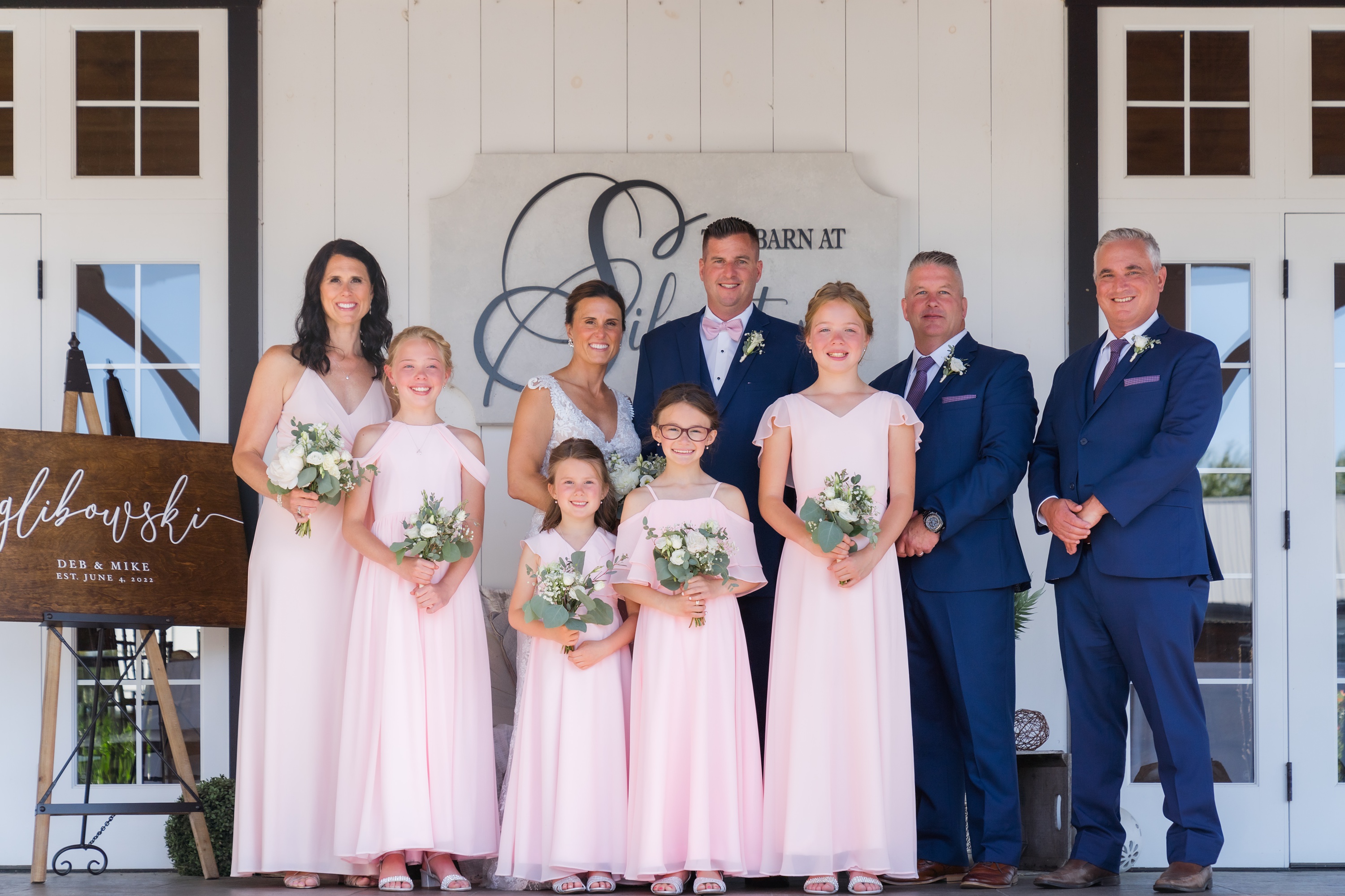 The Barn at Silverstone, Lancaster PA Wedding | Deb, Mike & Girls -  photographybyerinleigh.com