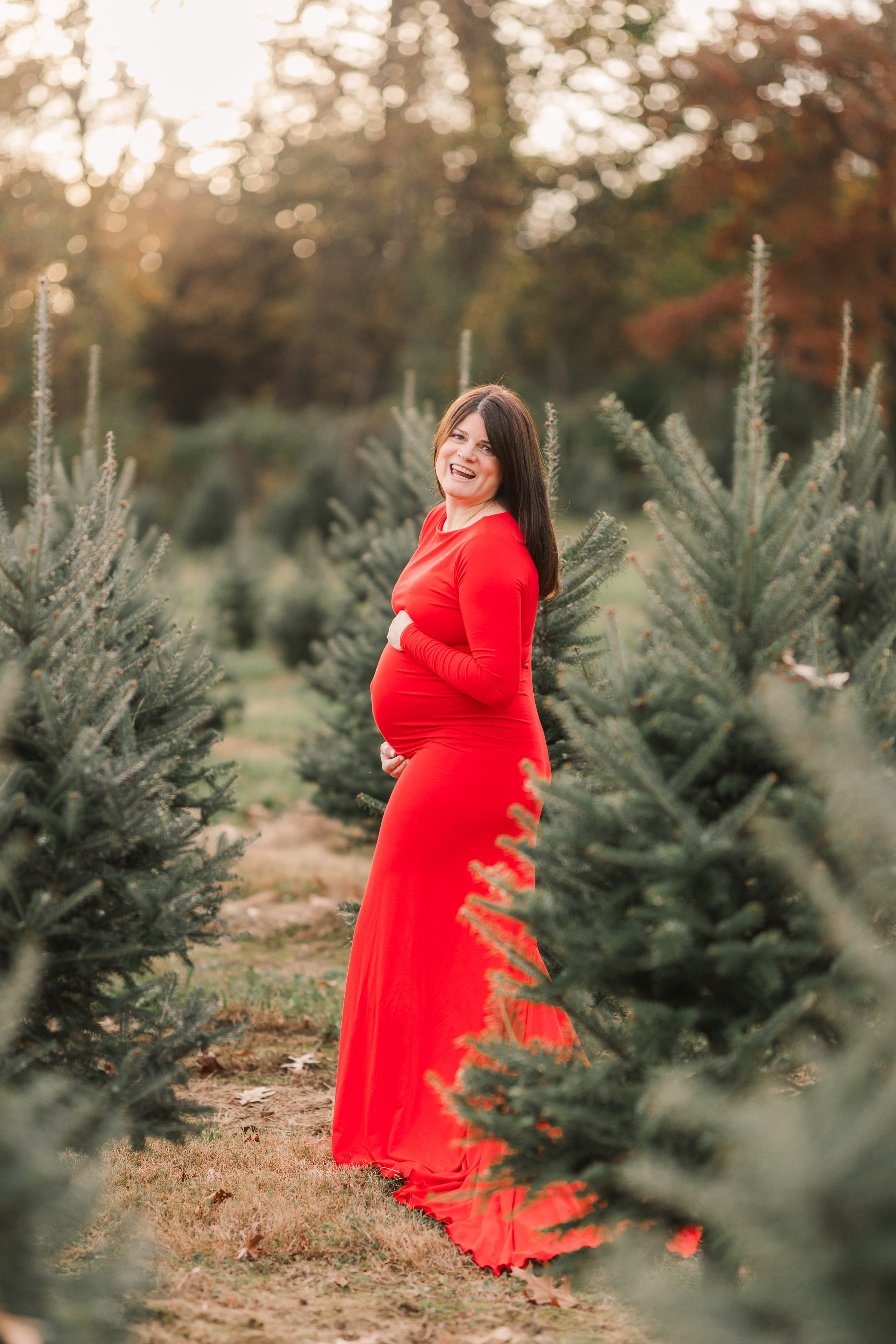 christmas maternity dress for photoshoot A Magical Christmas Maternity Photoshoot in Northern Virginia