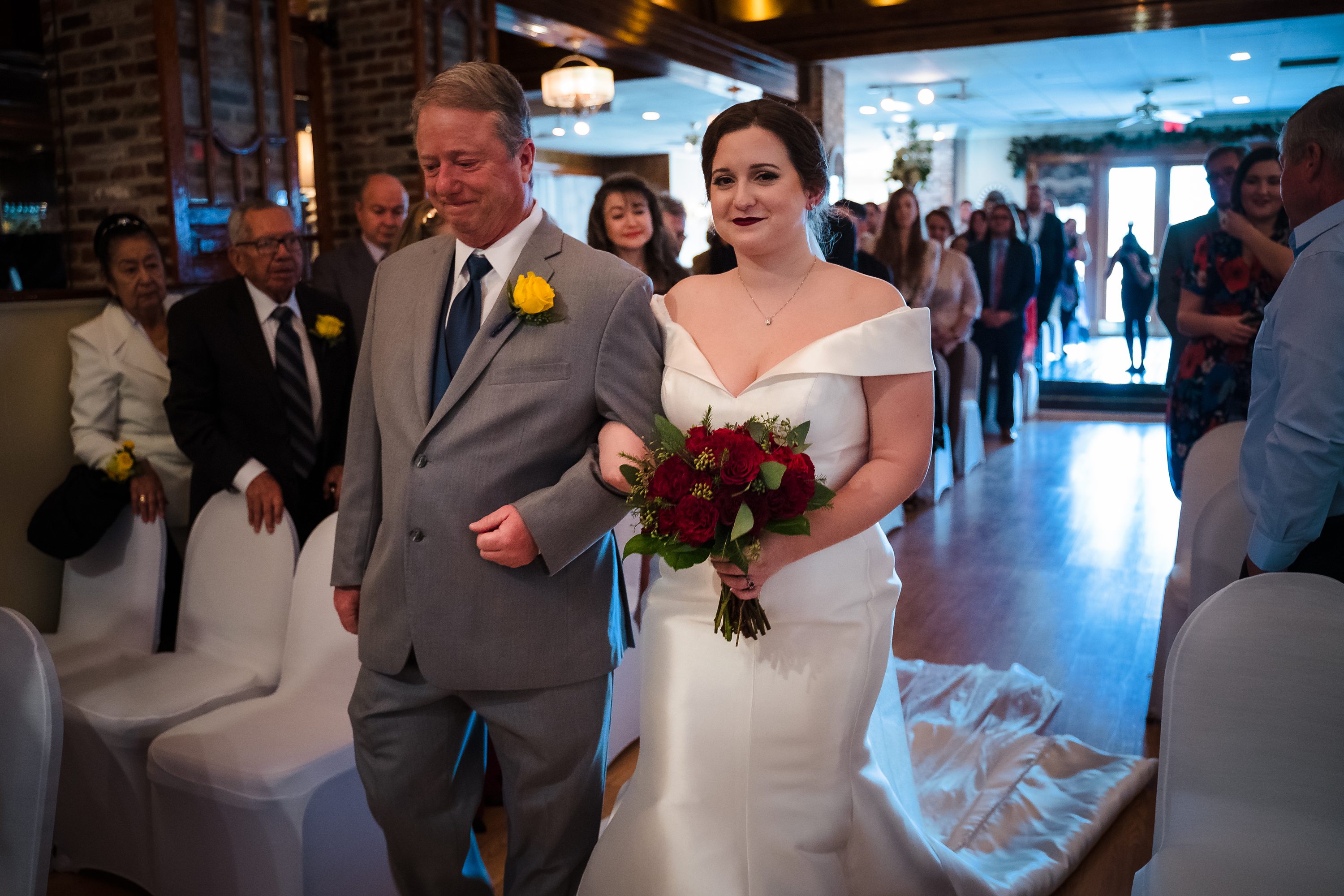indoor oak lodge wedding,oak lodge wedding