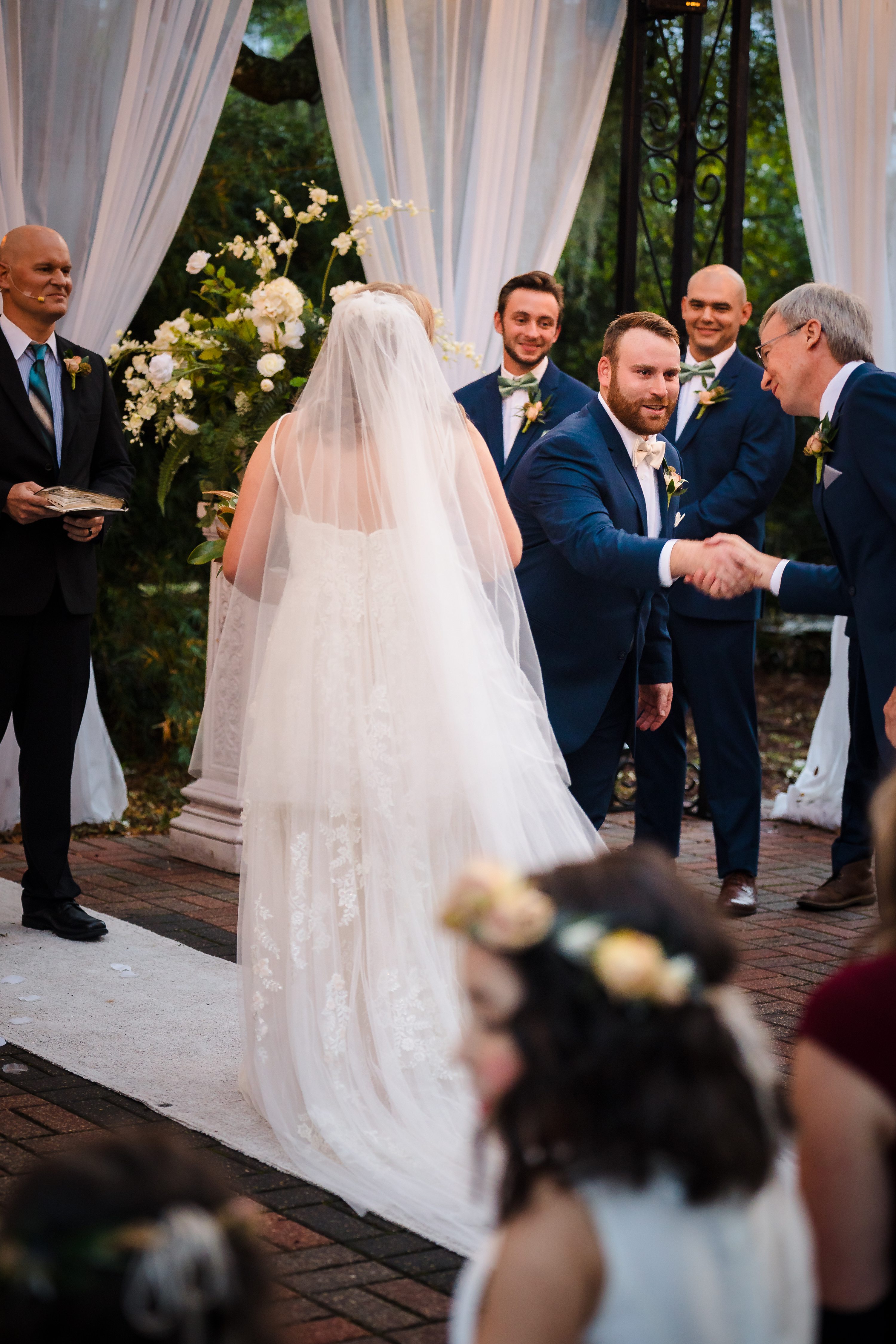 romantic summer modern rustic wedding