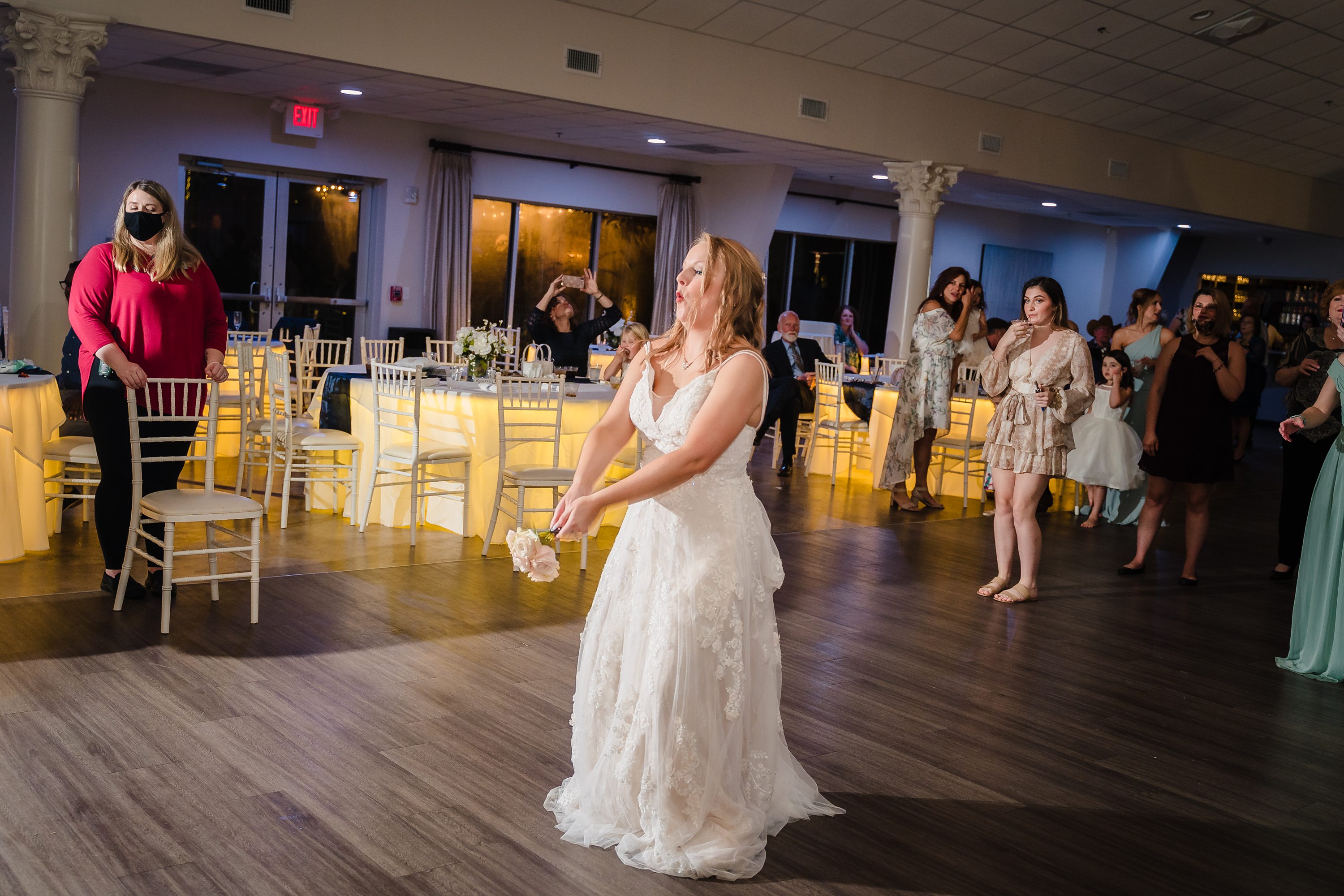 romantic summer modern rustic wedding,outdoor summer wedding