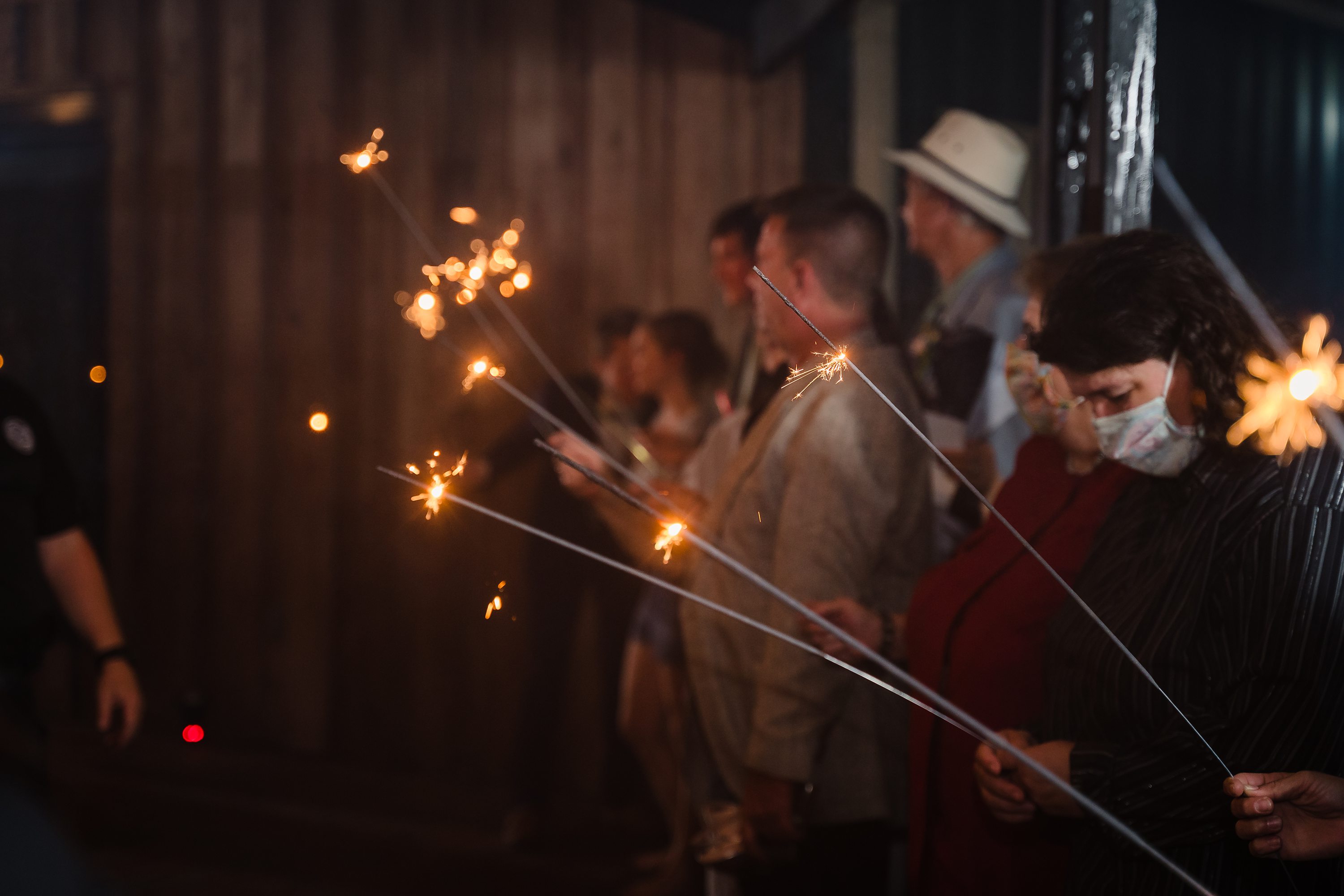 outdoor summer wedding,romantic summer modern rustic wedding