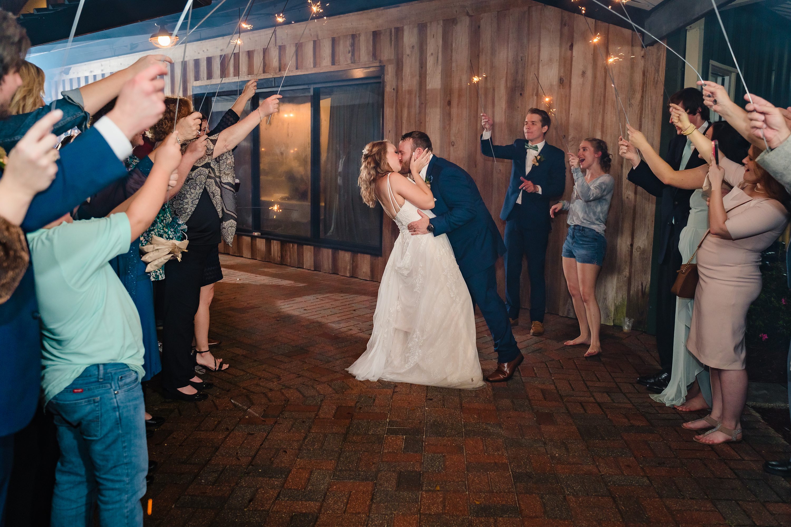 outdoor summer wedding,romantic summer modern rustic wedding