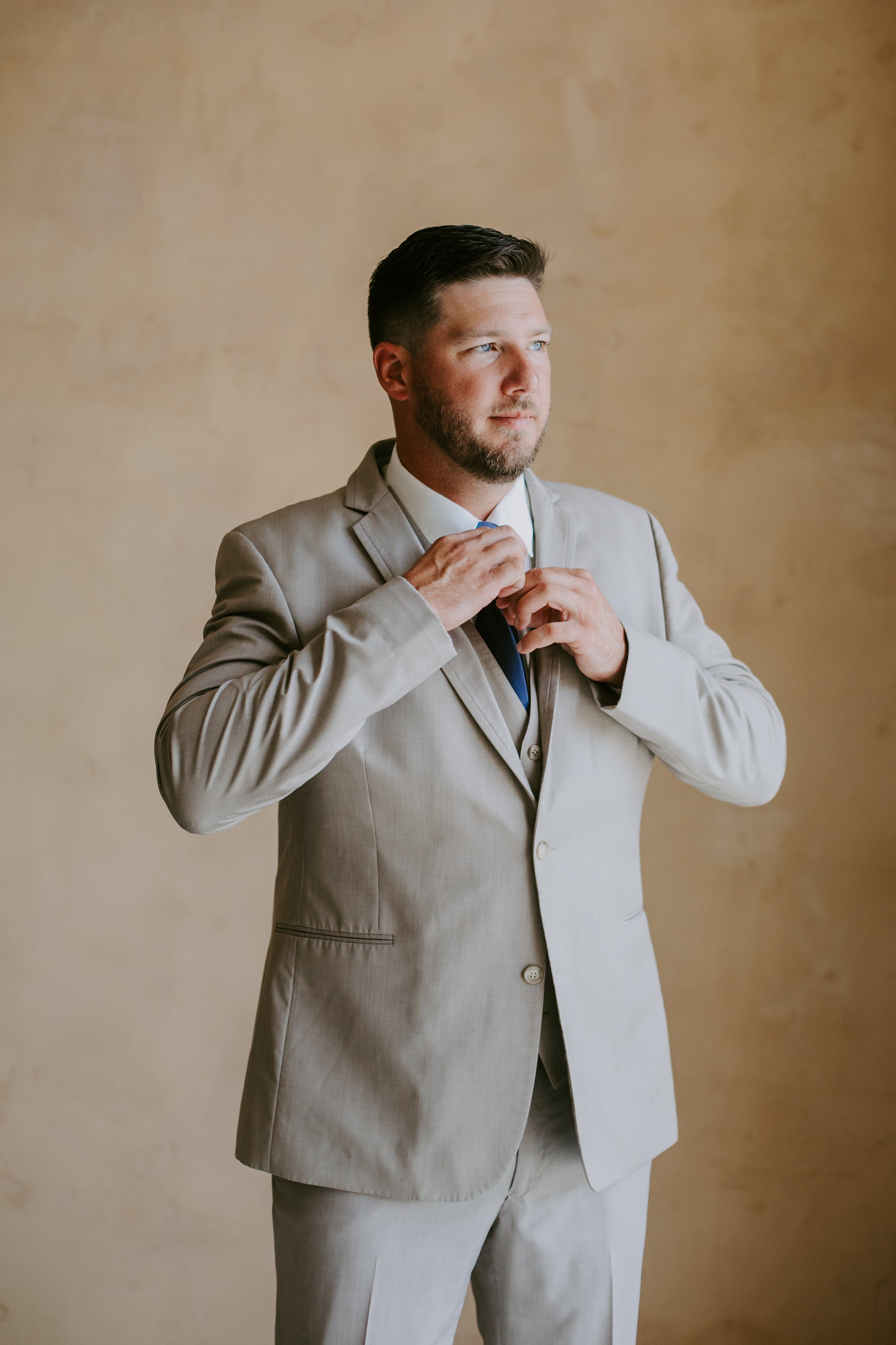 Luxury Cabin Wedding Asheville,Asheville Cabin Elopement,Luxury Mountain Cabin Elopement