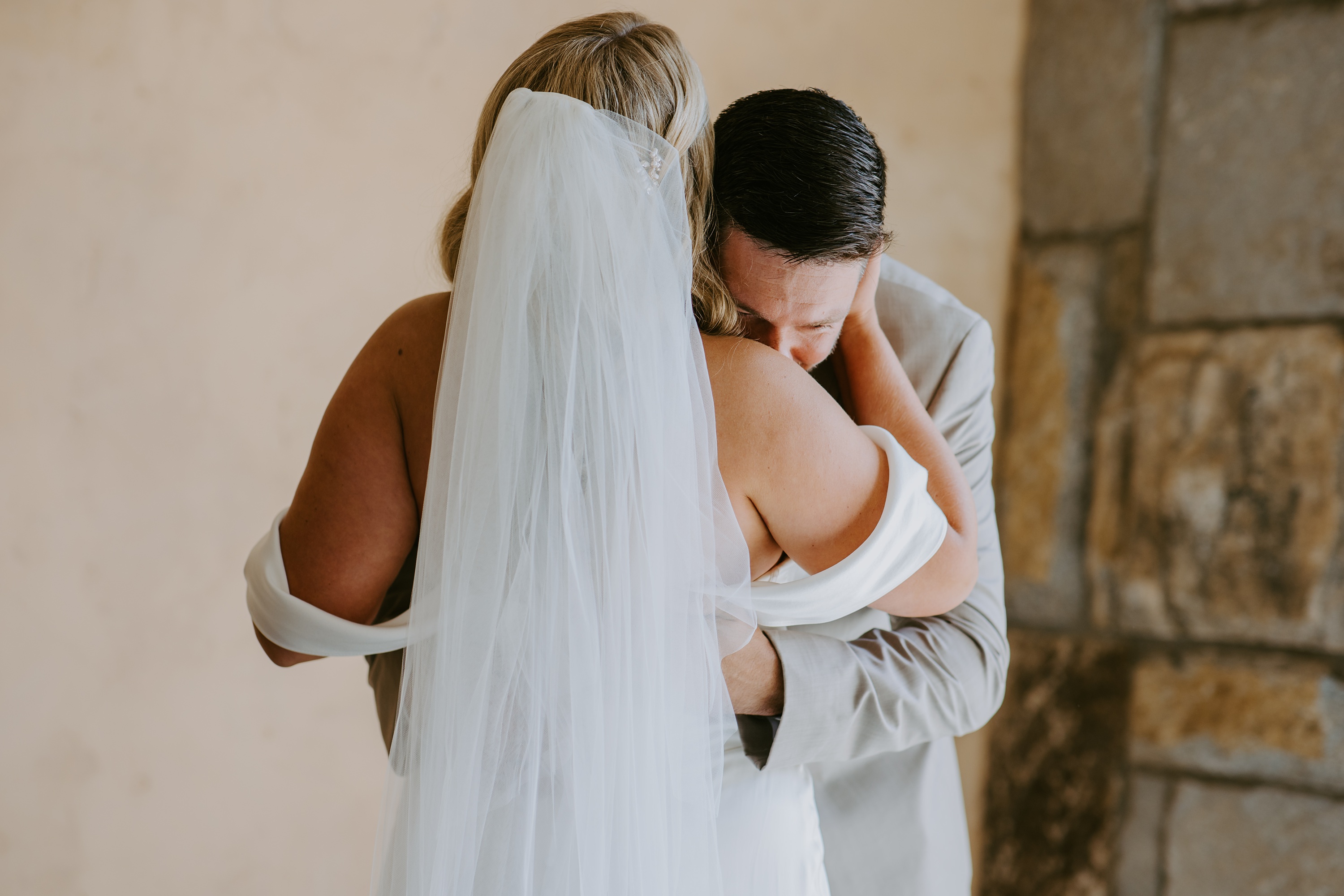 Luxury Cabin Wedding Asheville,Asheville Cabin Elopement,Luxury Mountain Cabin Elopement