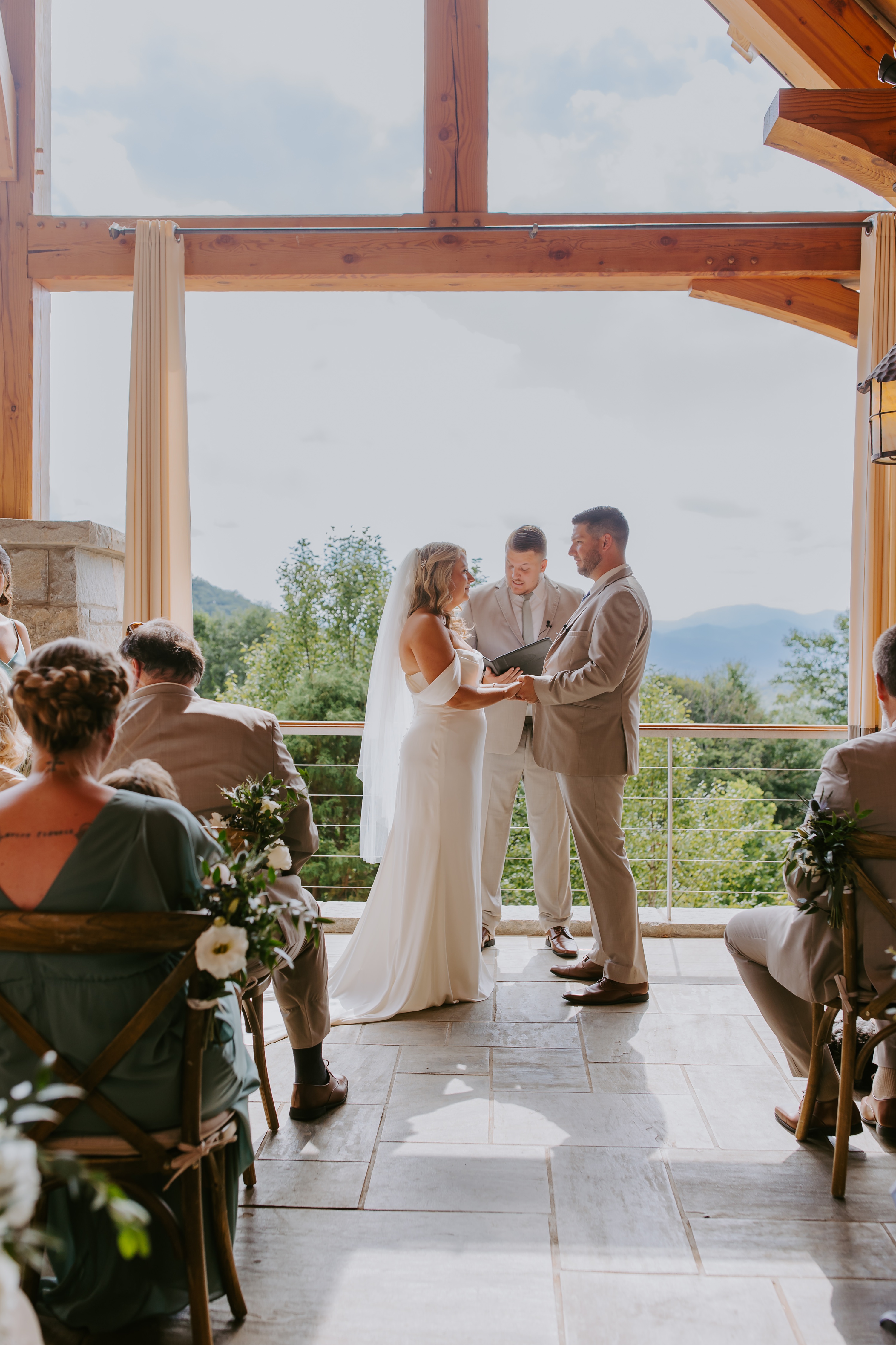 Luxury Cabin Wedding Asheville,Asheville Cabin Elopement,Luxury Mountain Cabin Elopement