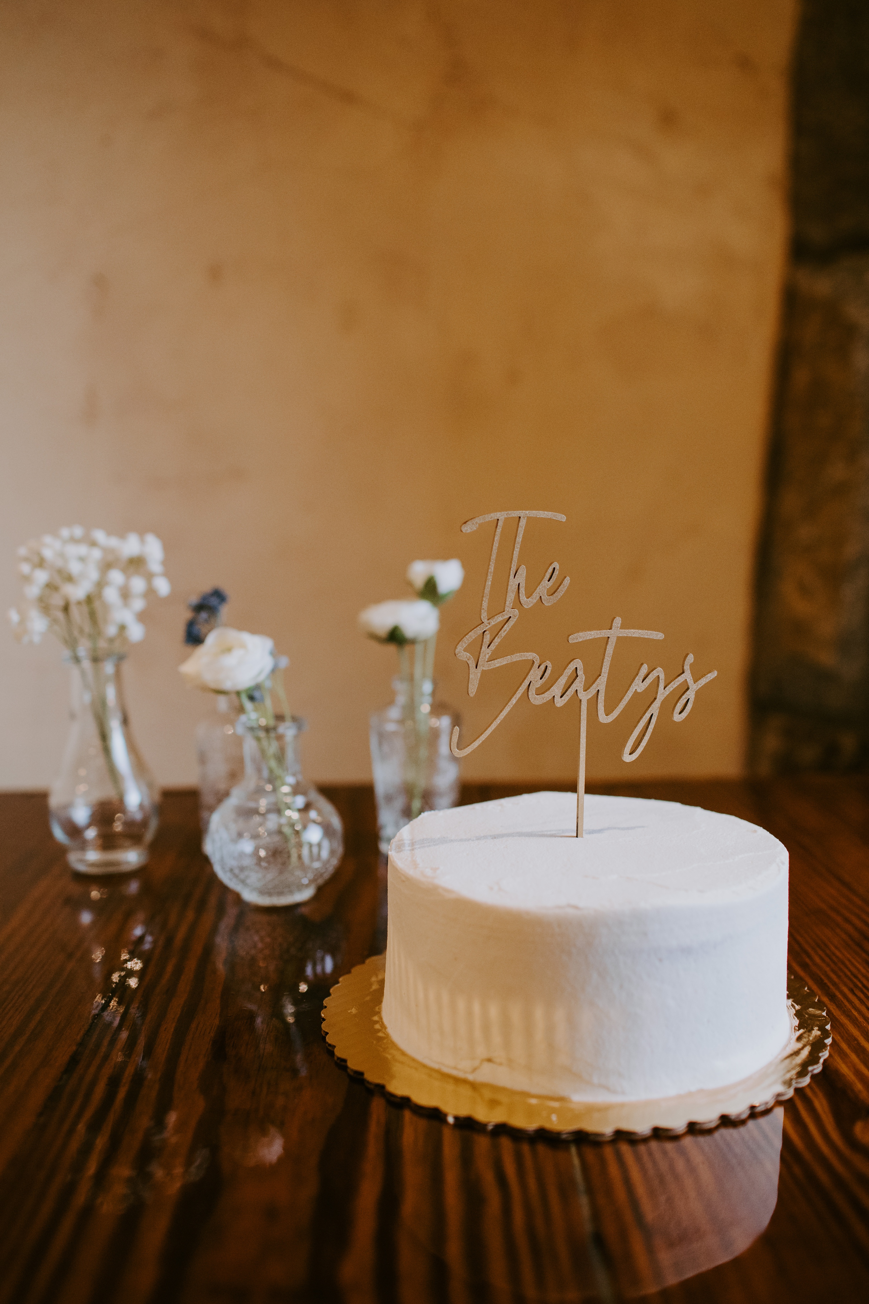 Luxury Cabin Wedding Asheville,Asheville Cabin Elopement,Luxury Mountain Cabin Elopement