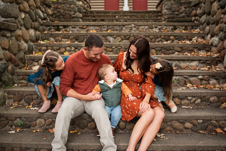 The Voeltz Family | Joyful Fall Family Session in Breezy Point MN
