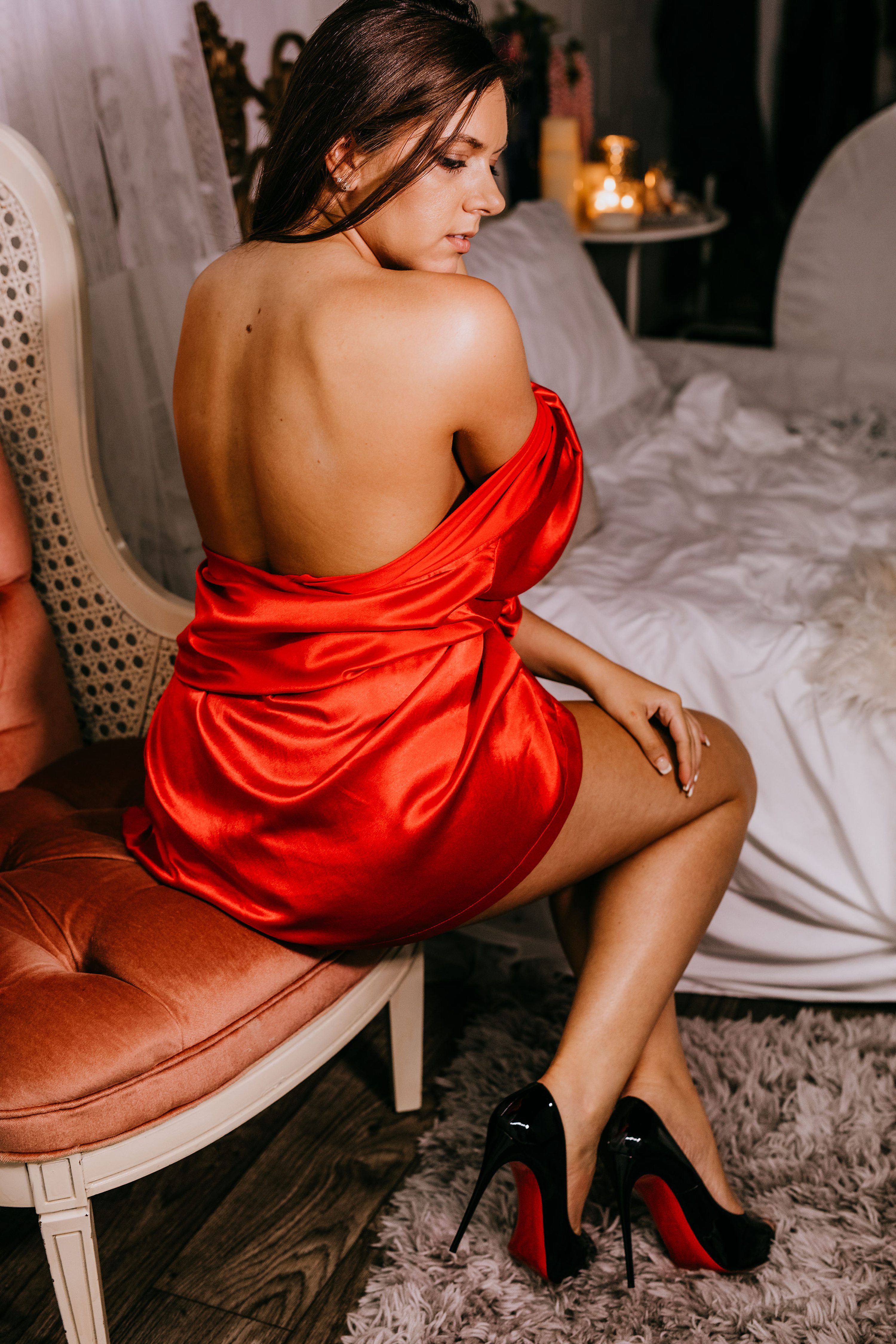 atlanta boudoir,red robe,loubes,louboutin,heels,red bottoms