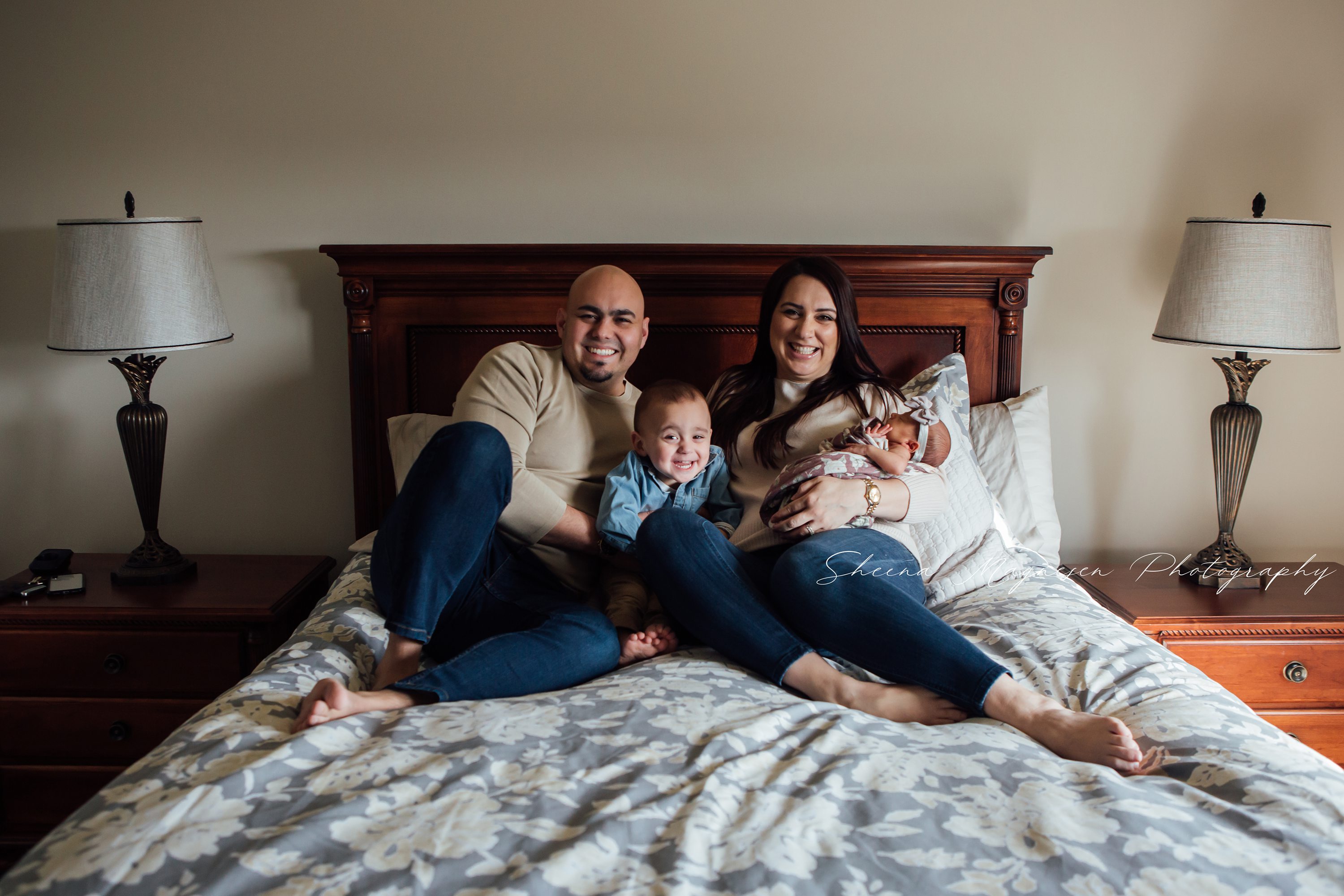 Naperville,family,newborn,lifestyle,session,in-home