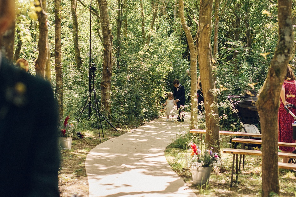 Fun wedding photography,Woodland wedding
