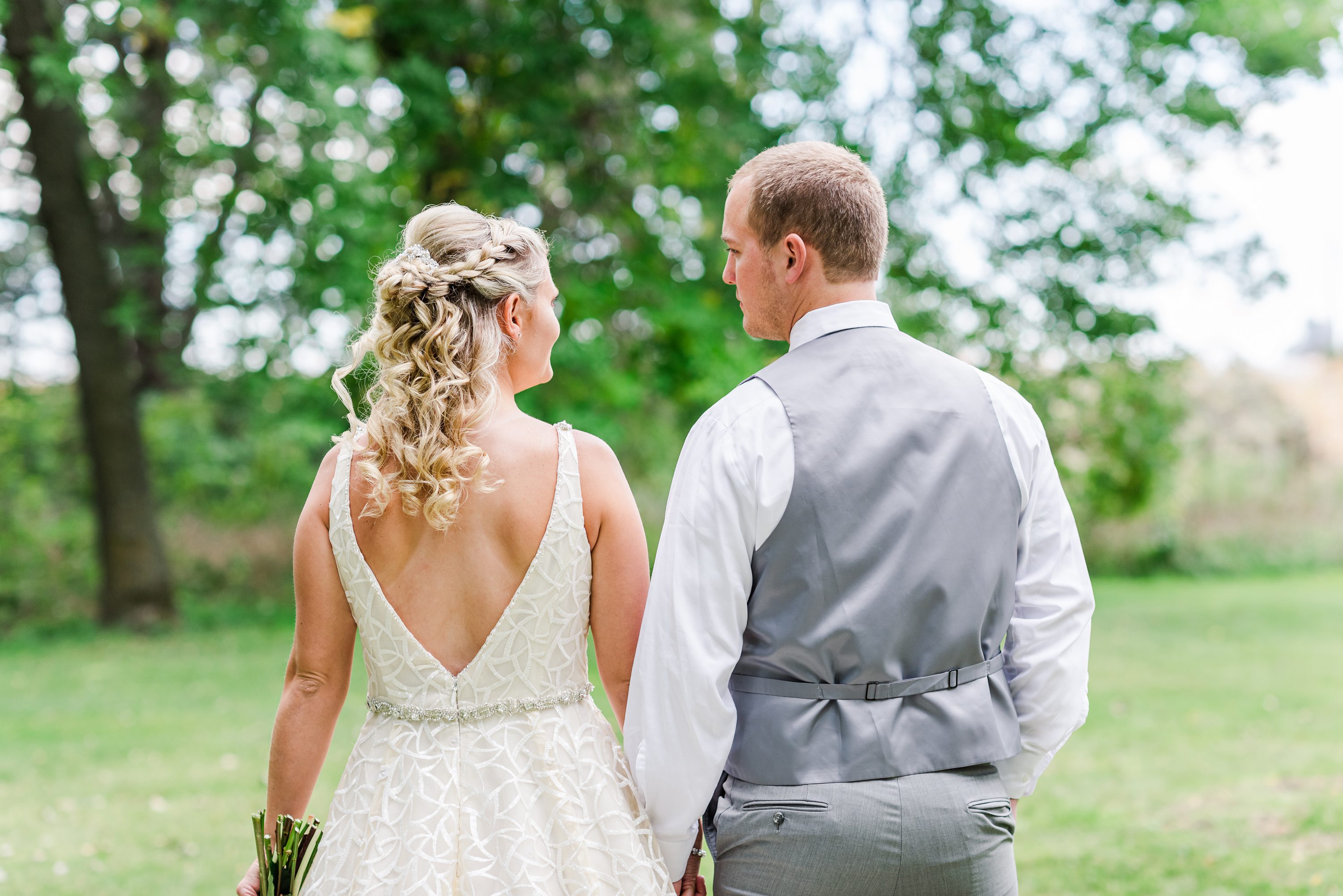 Gorgeous Fall Southern MN Wedding - Erica Johanna Photography, image size:3000x2003