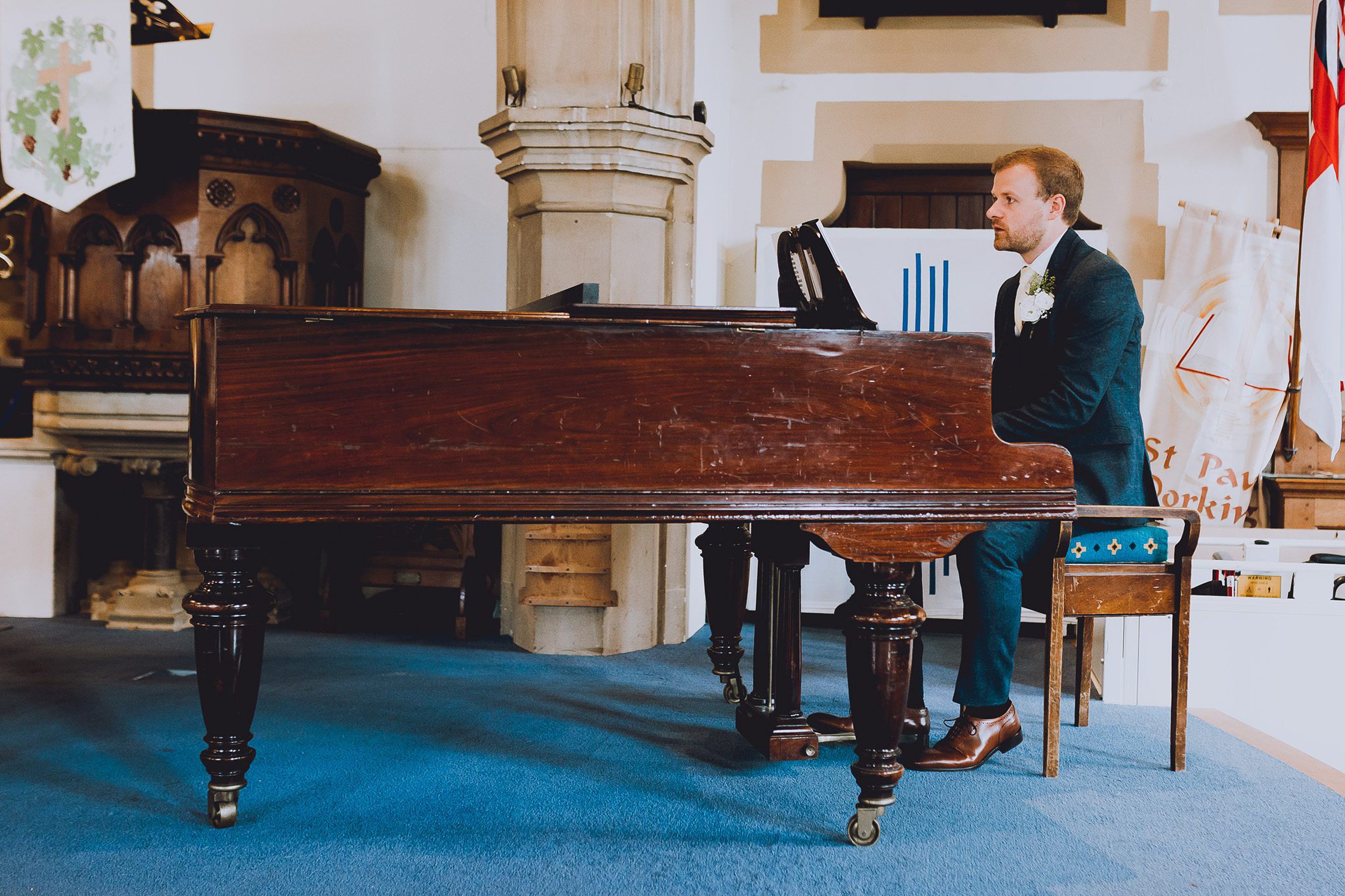  Bysshe Court Barn Photography, Surrey Wedding Photographer