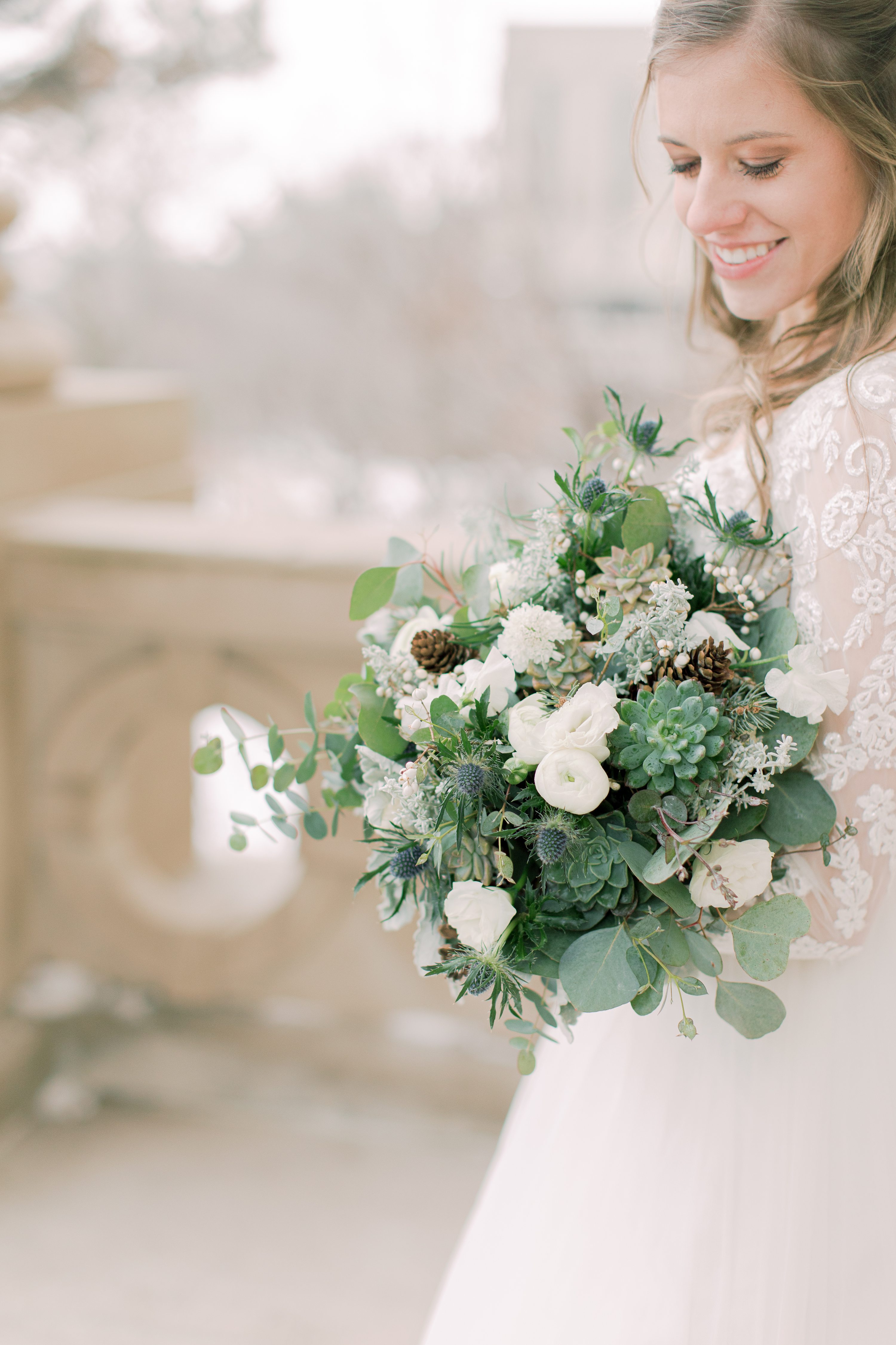 Winter bride,Winter wedding,Iowa Winter Wedding,Iowa wedding,Ames Wedding