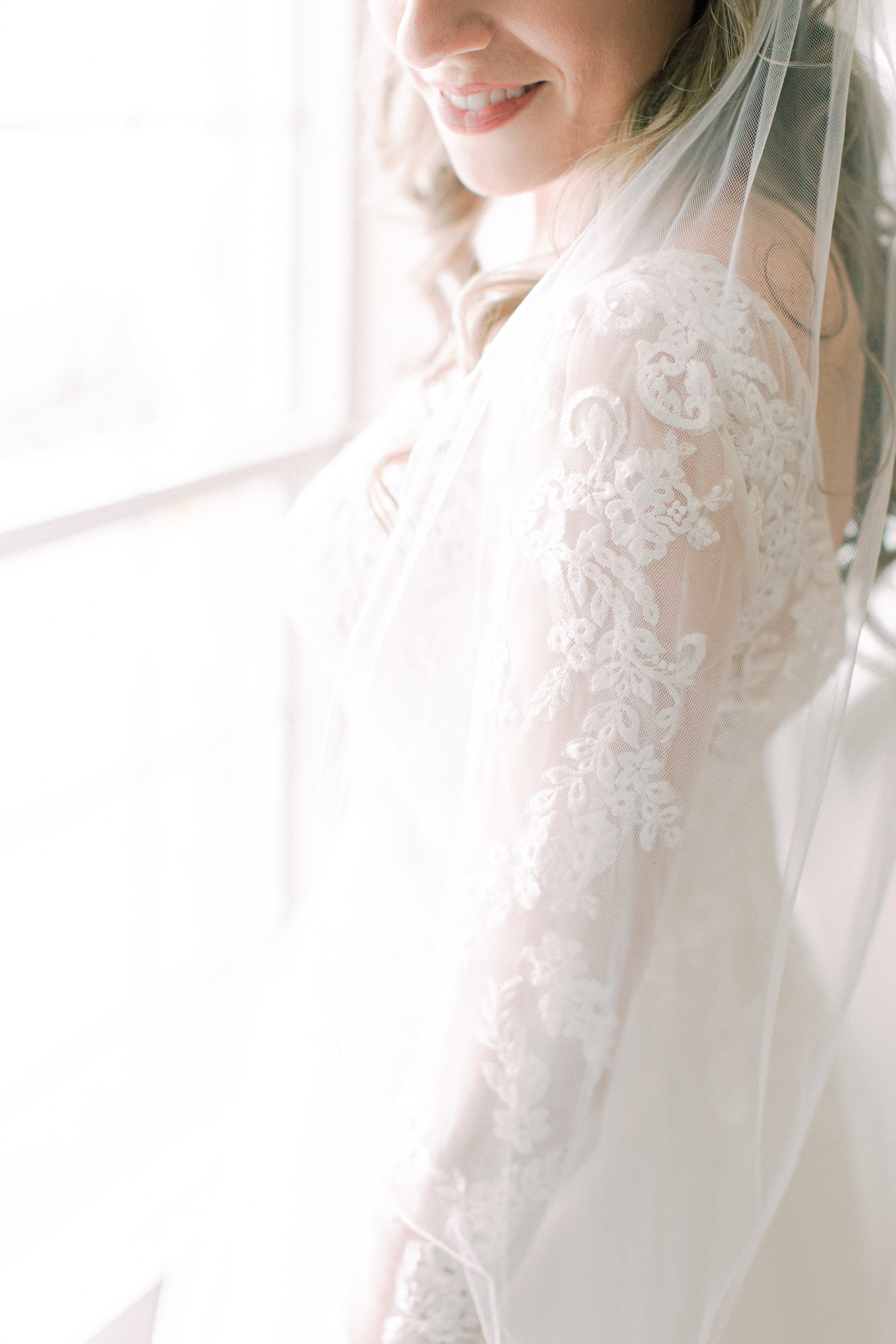 Winter bride,Winter wedding,Iowa Winter Wedding,Iowa wedding,Ames Wedding