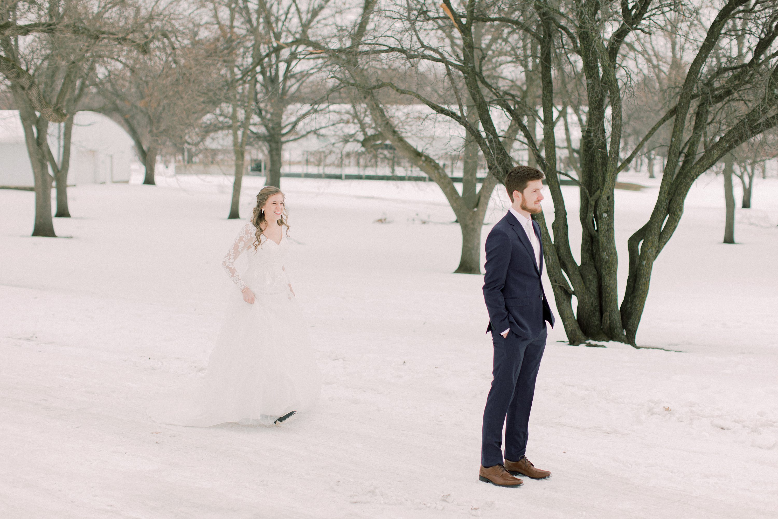 Winter bride,Winter wedding,Iowa Winter Wedding,Iowa wedding,Ames Wedding