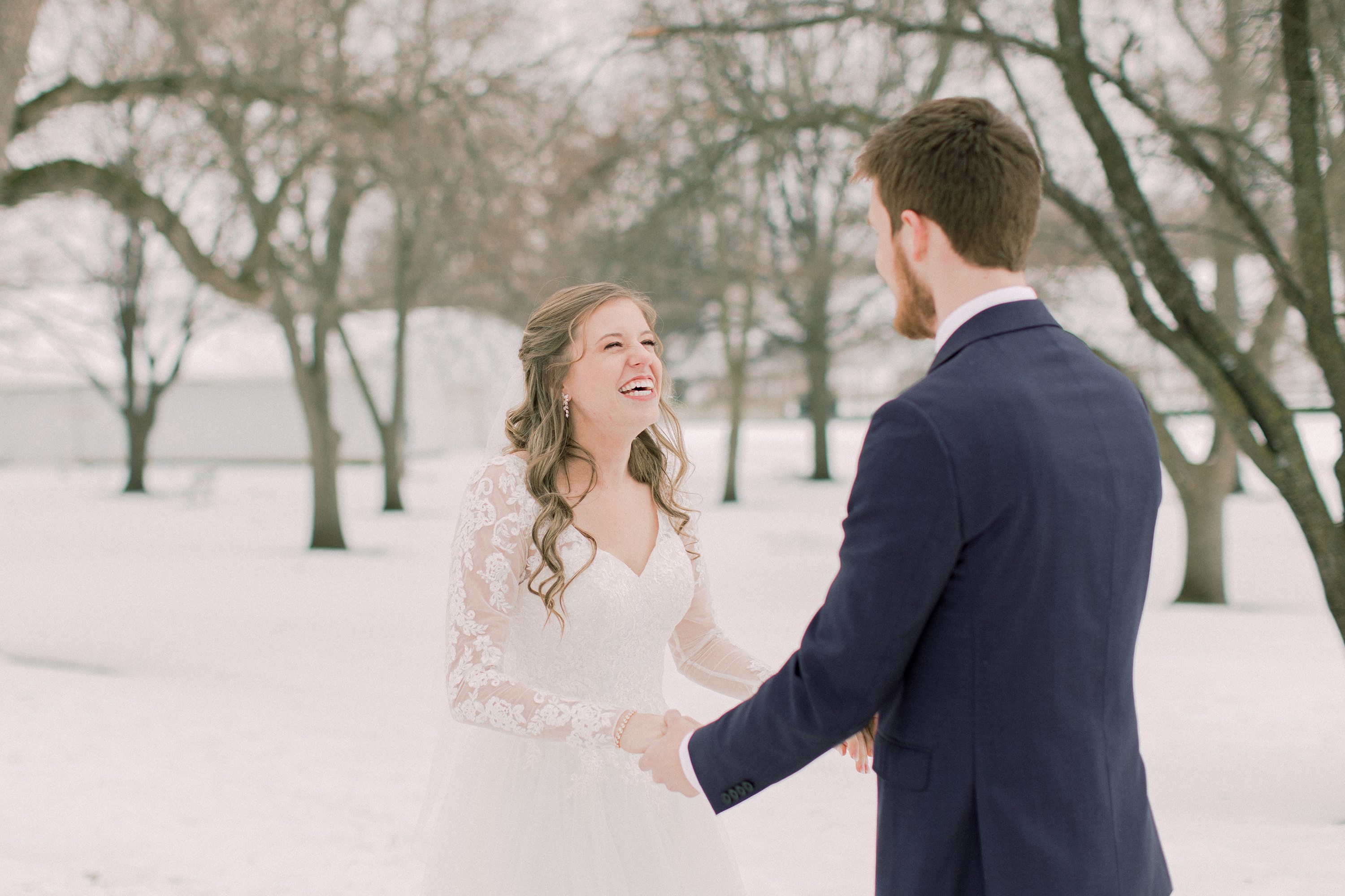 Winter bride,Winter wedding,Iowa Winter Wedding,Iowa wedding,Ames Wedding