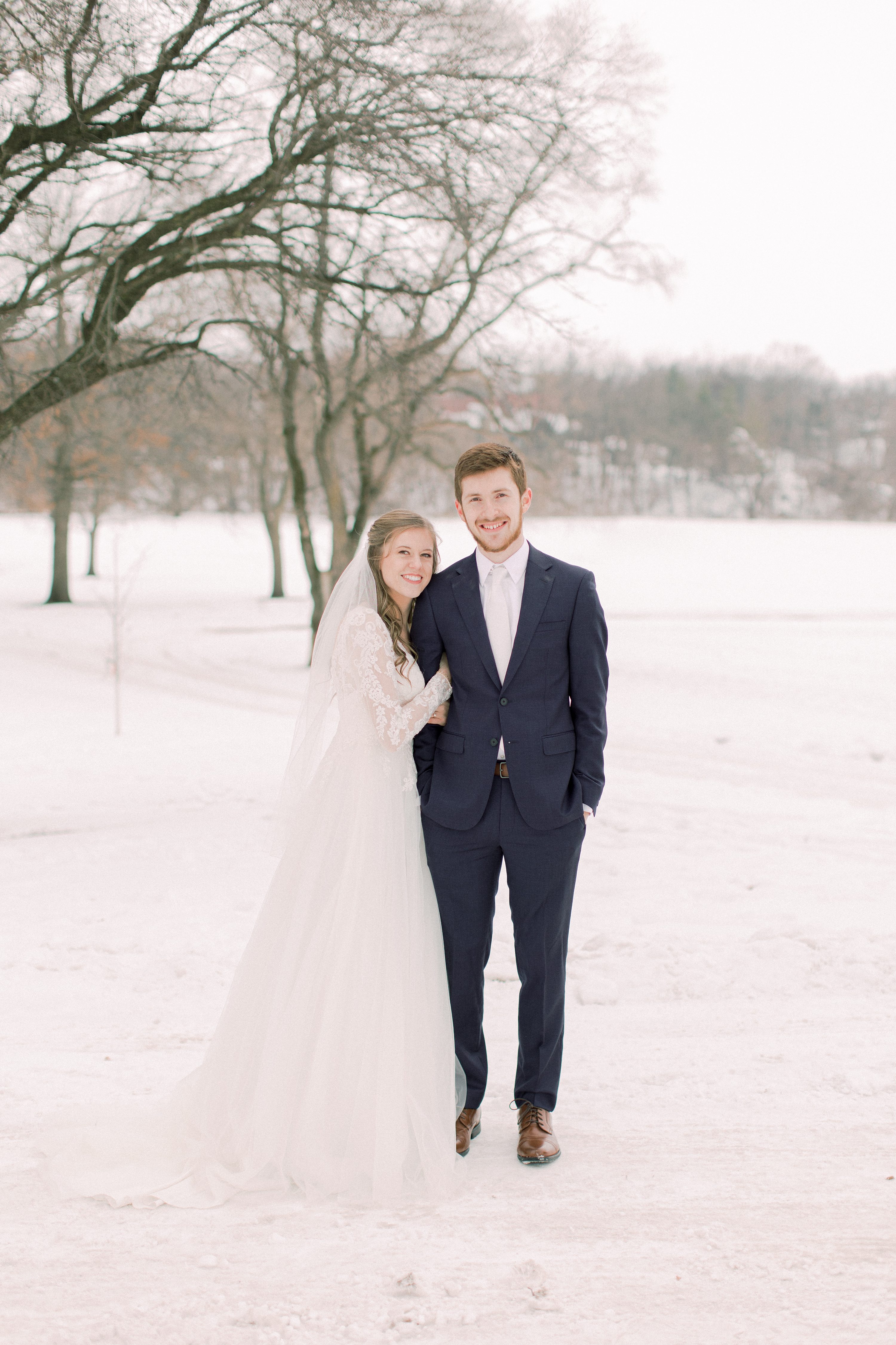 Winter bride,Winter wedding,Iowa Winter Wedding,Iowa wedding,Ames Wedding